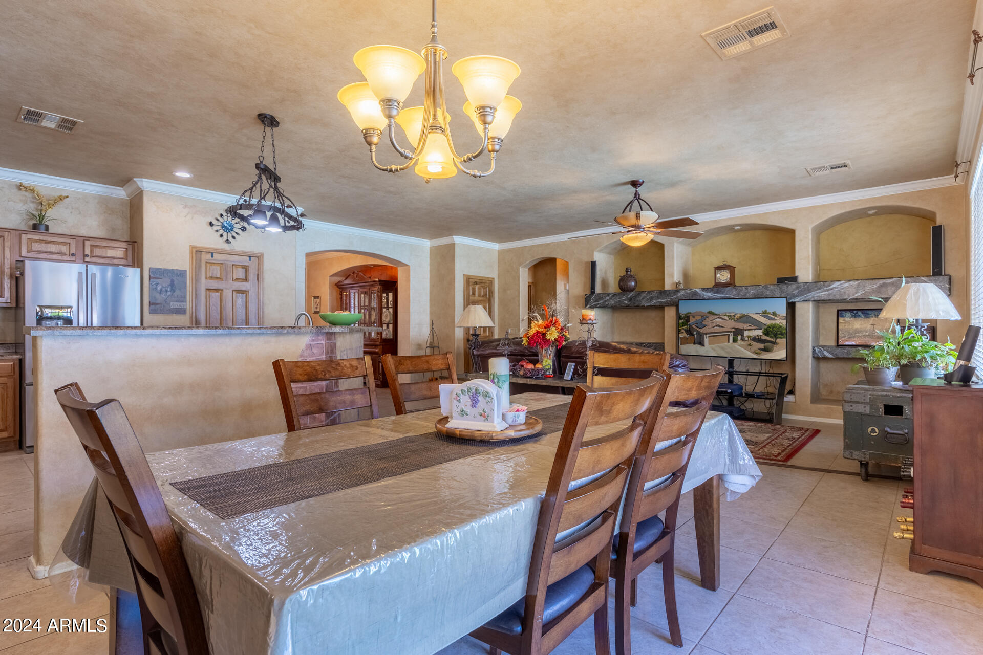 1536 E VIOLA Drive
