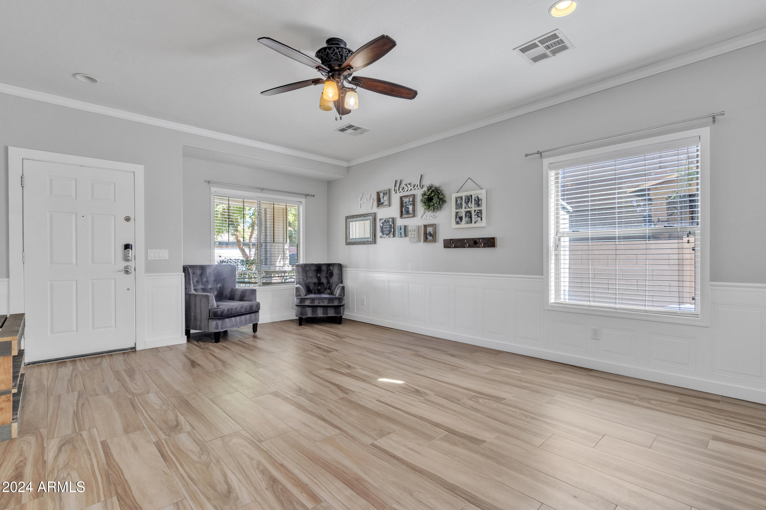 4255 E Washington Court