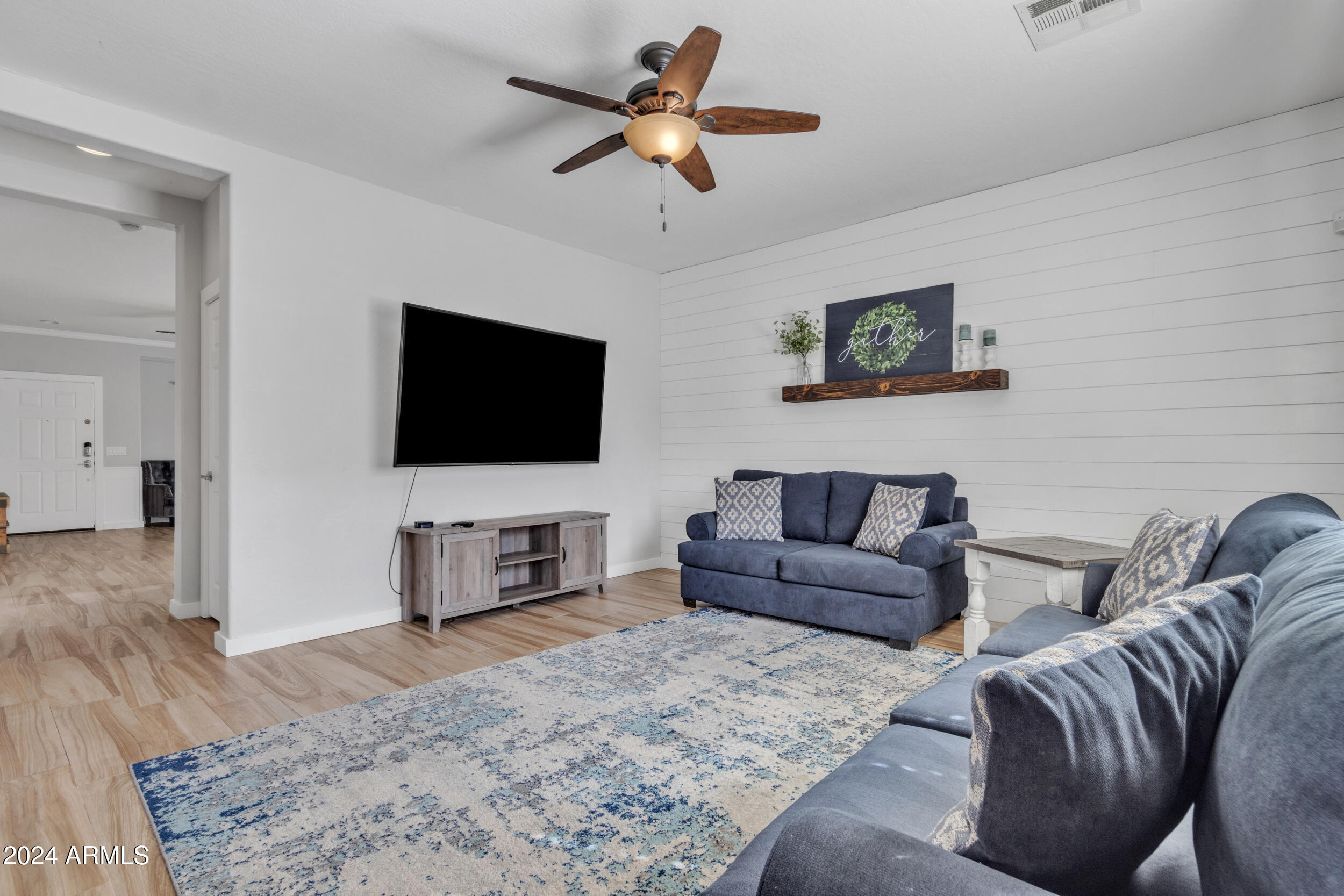 4255 E Washington Court