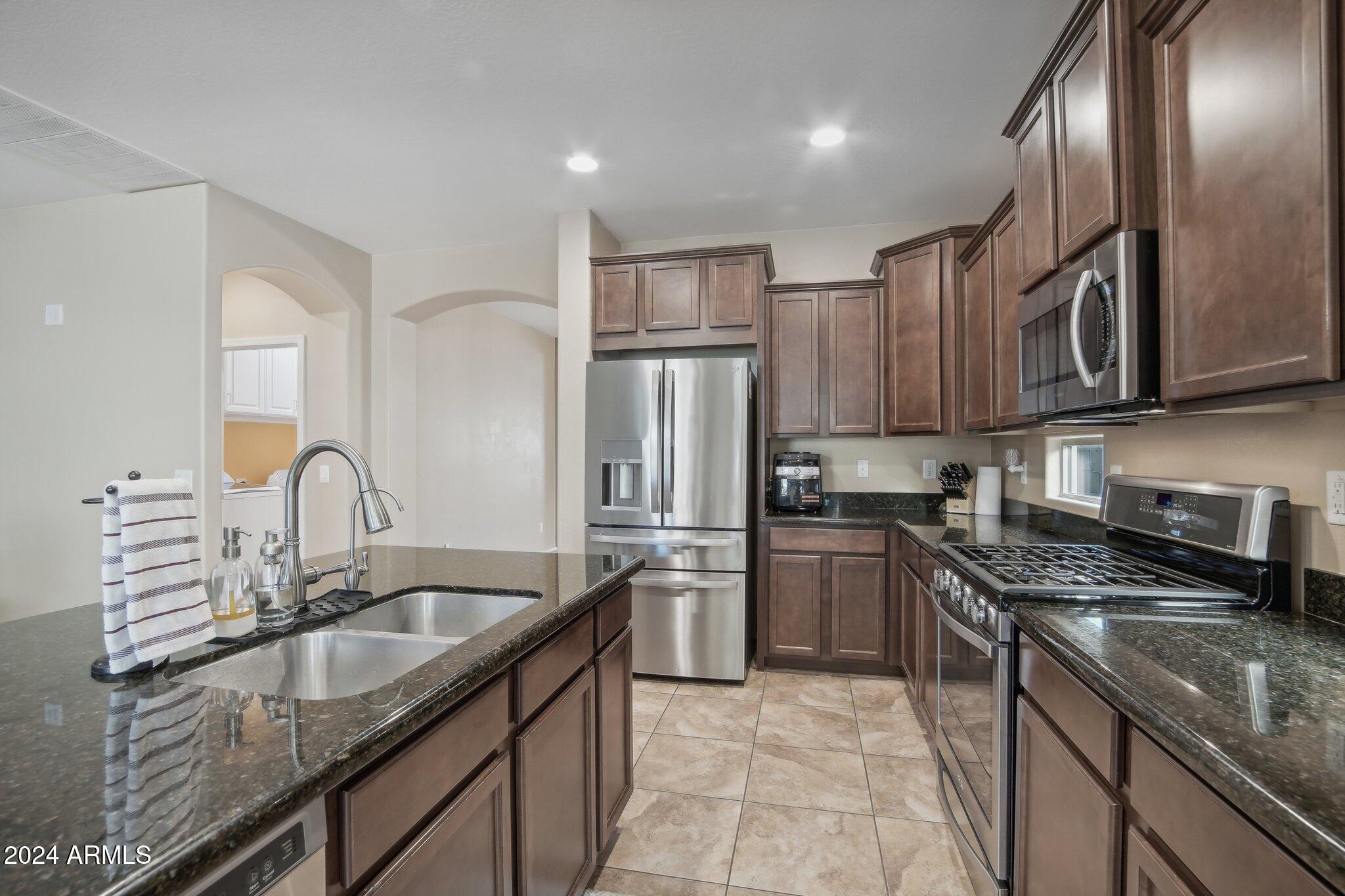18086 W DESERT Lane