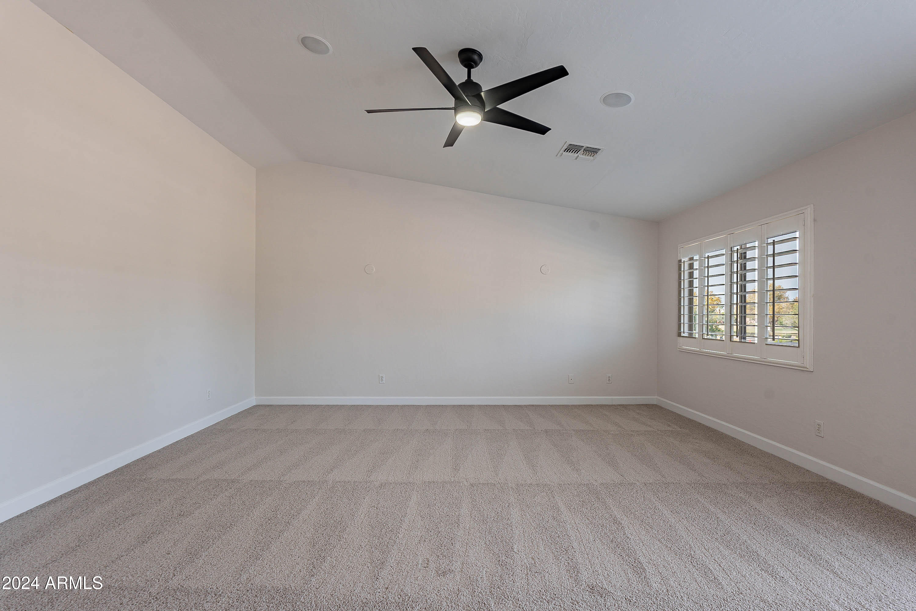 9902 E MESETO Avenue