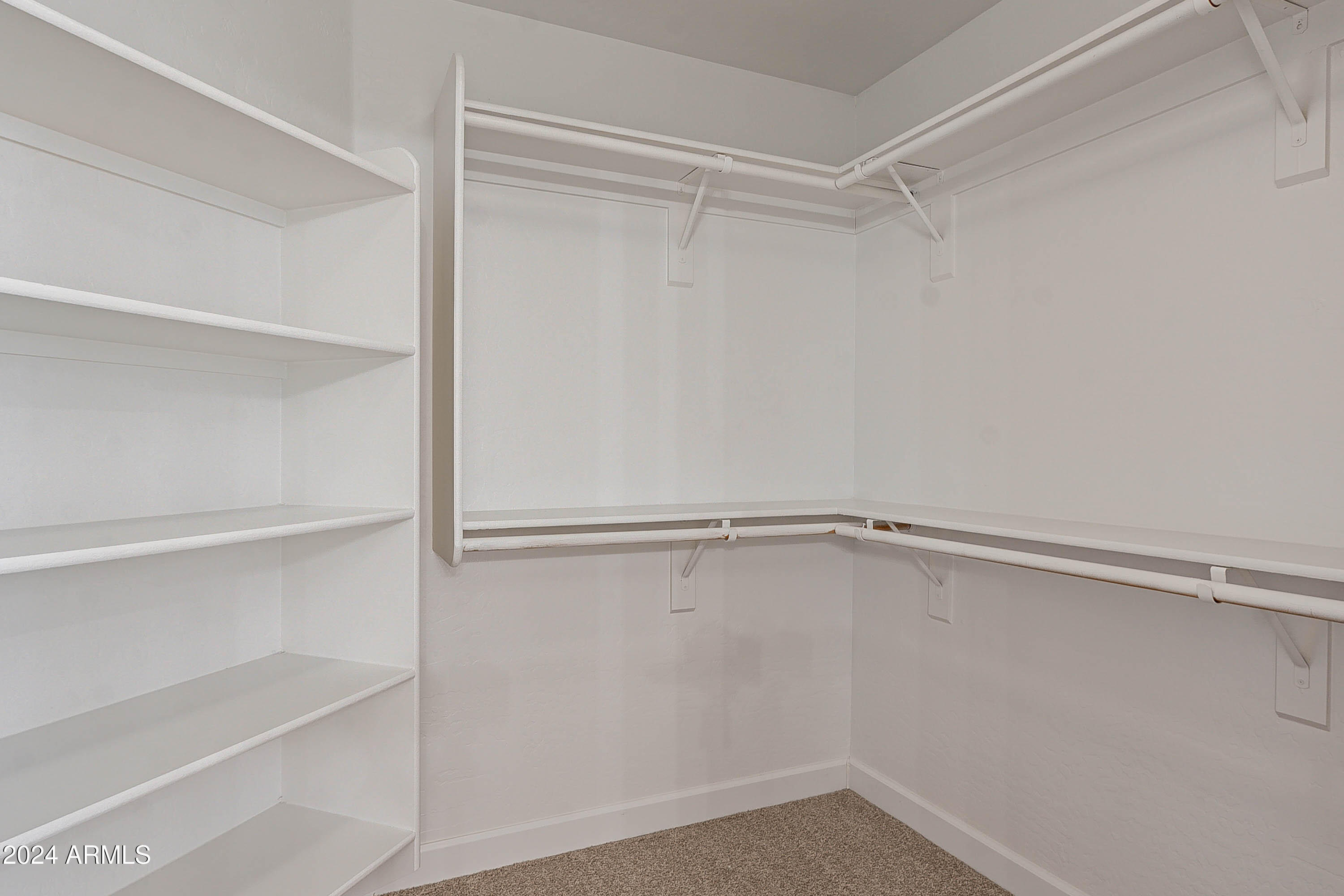 9902 E MESETO Avenue