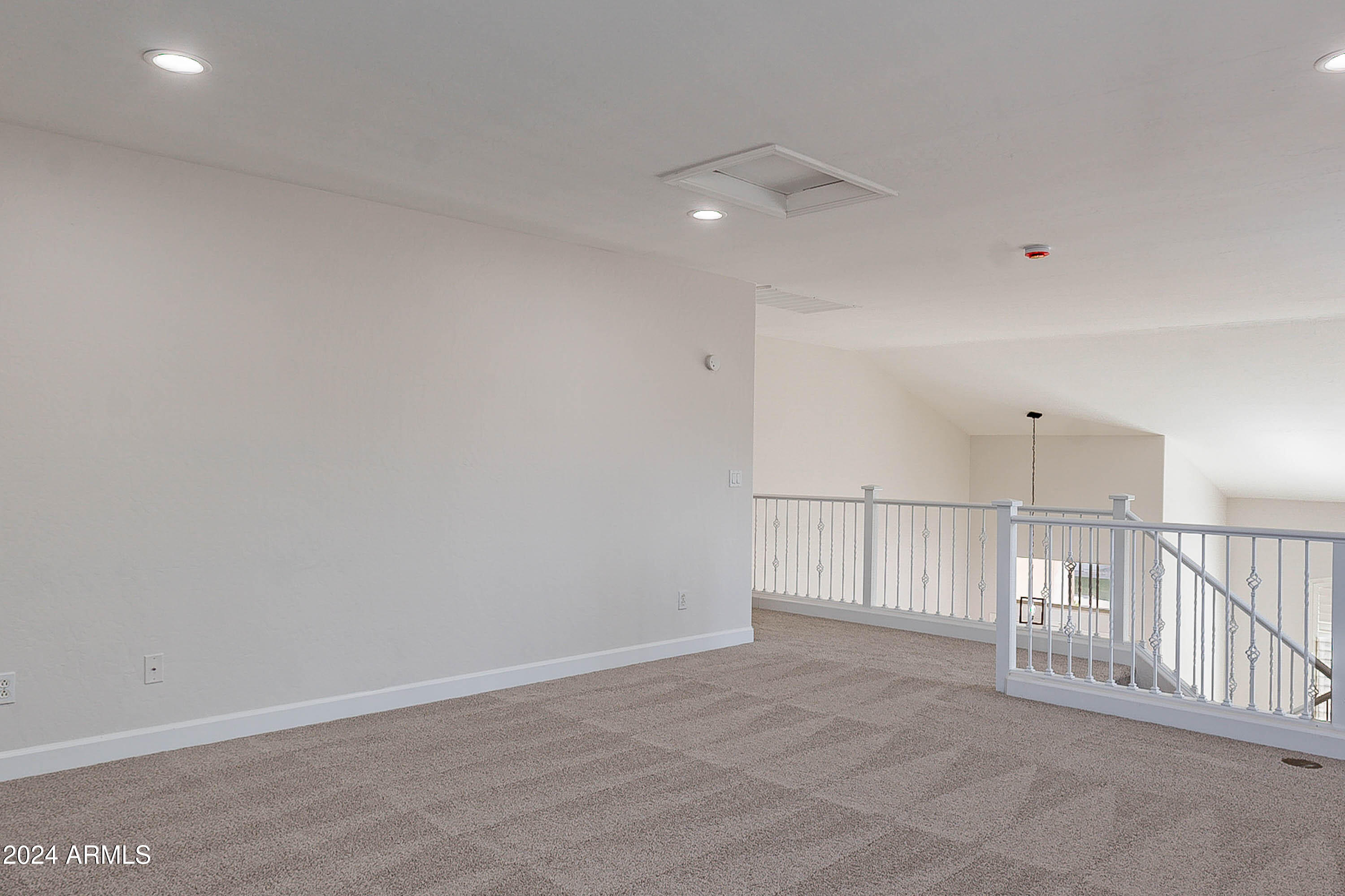 9902 E MESETO Avenue