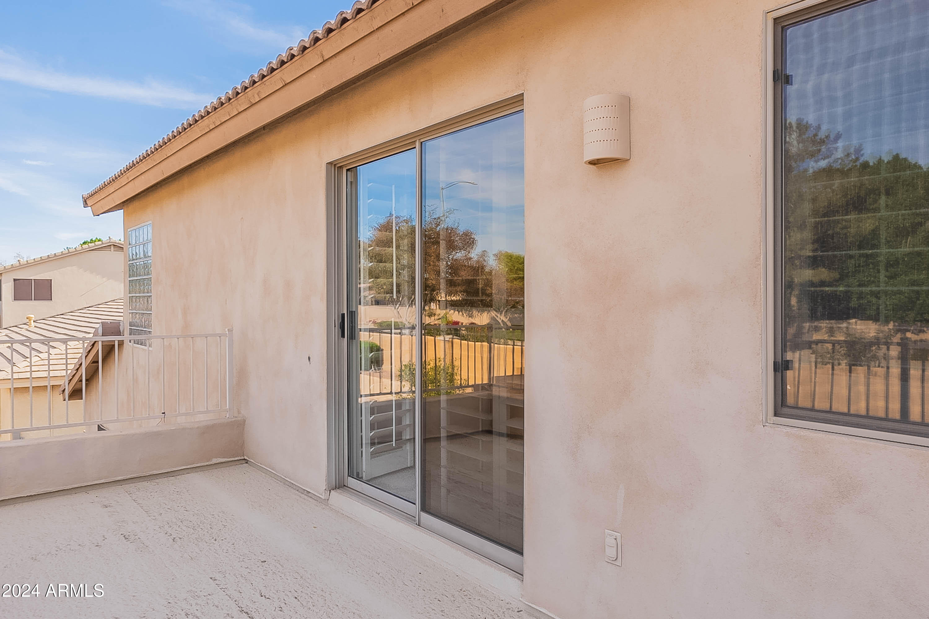 9902 E MESETO Avenue