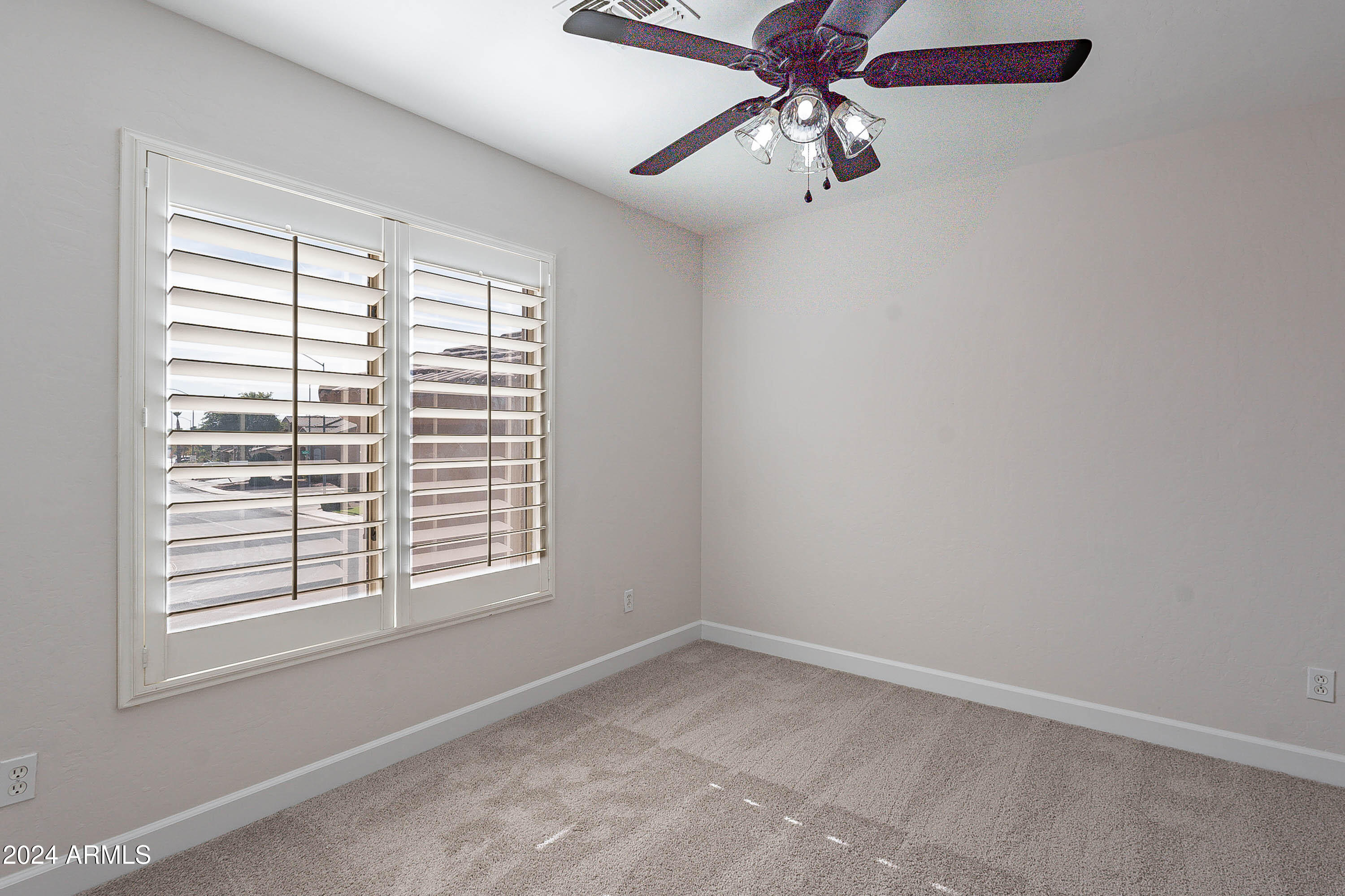 9902 E MESETO Avenue