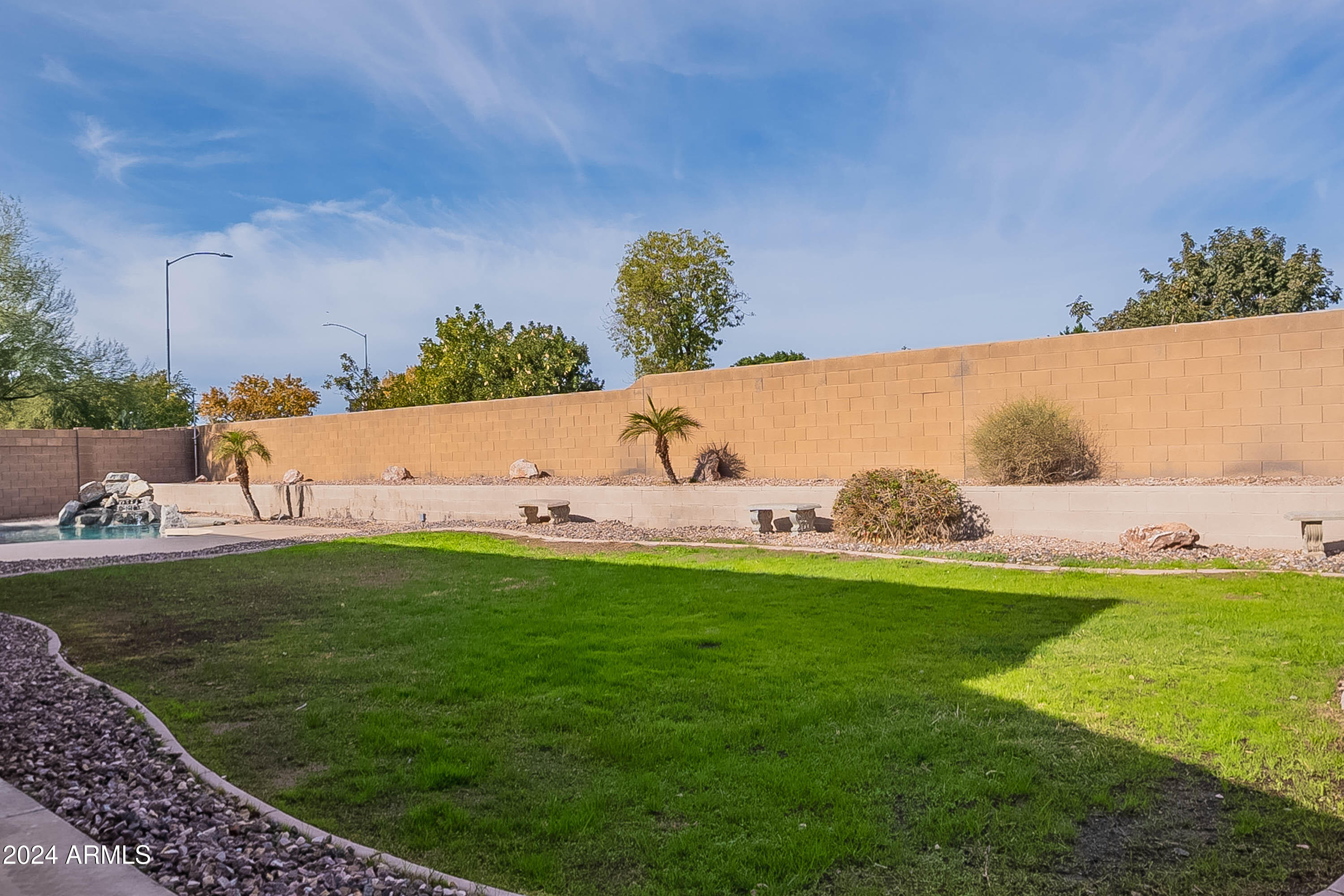 9902 E MESETO Avenue