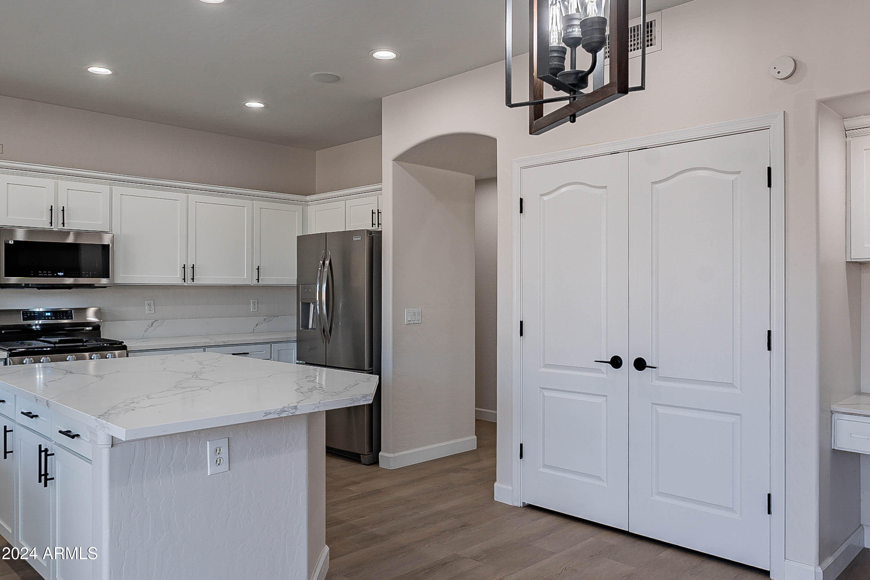 9902 E MESETO Avenue