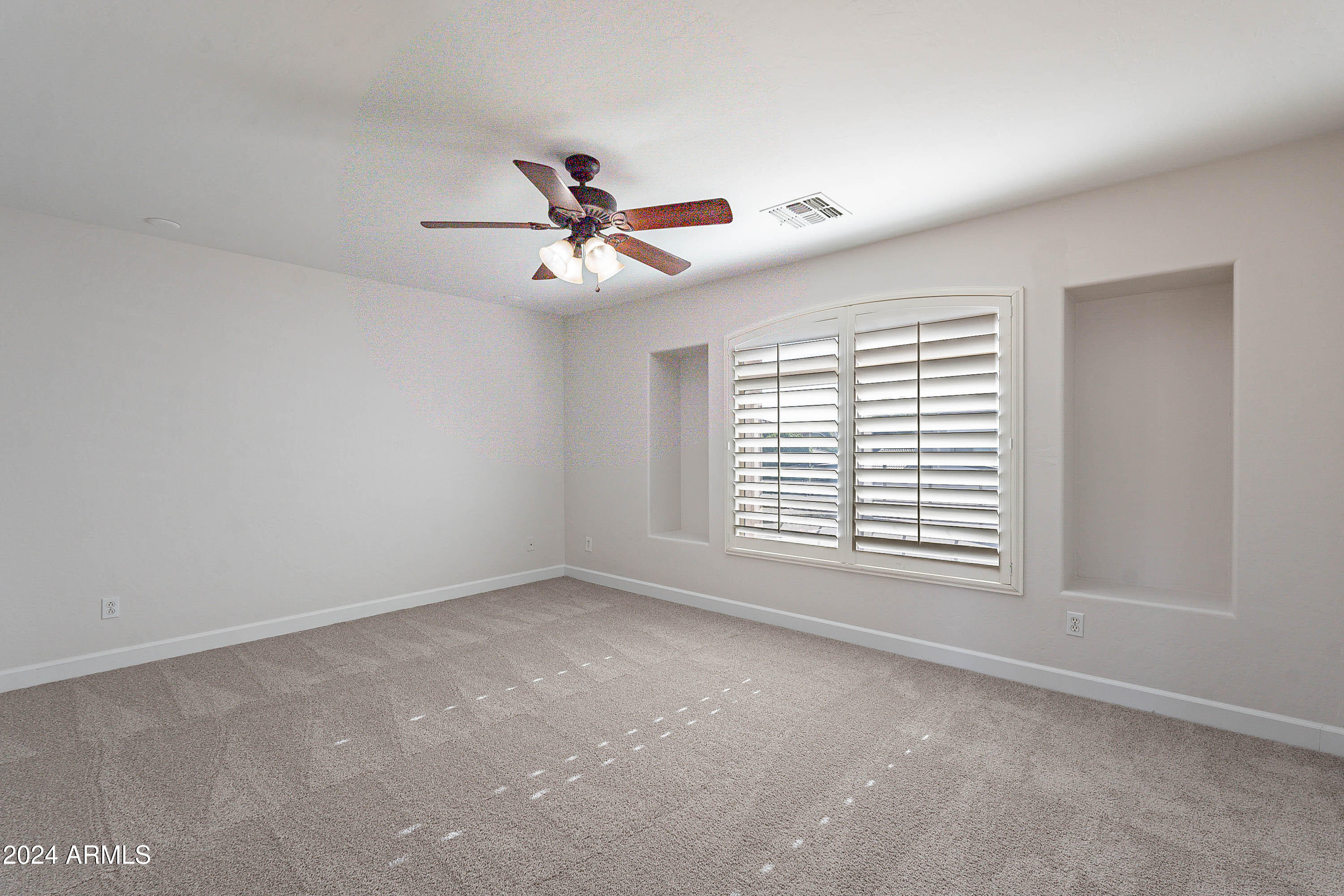 9902 E MESETO Avenue