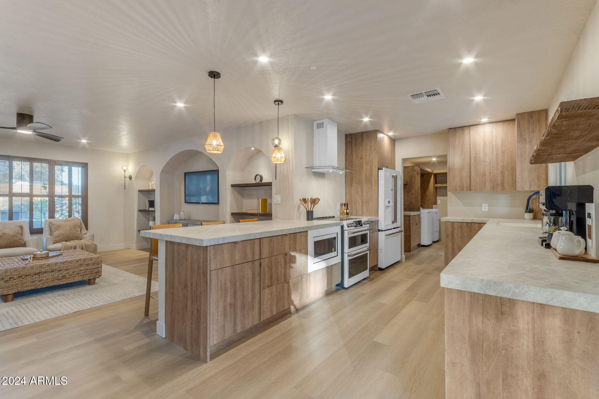 6439 E PRESIDIO Road