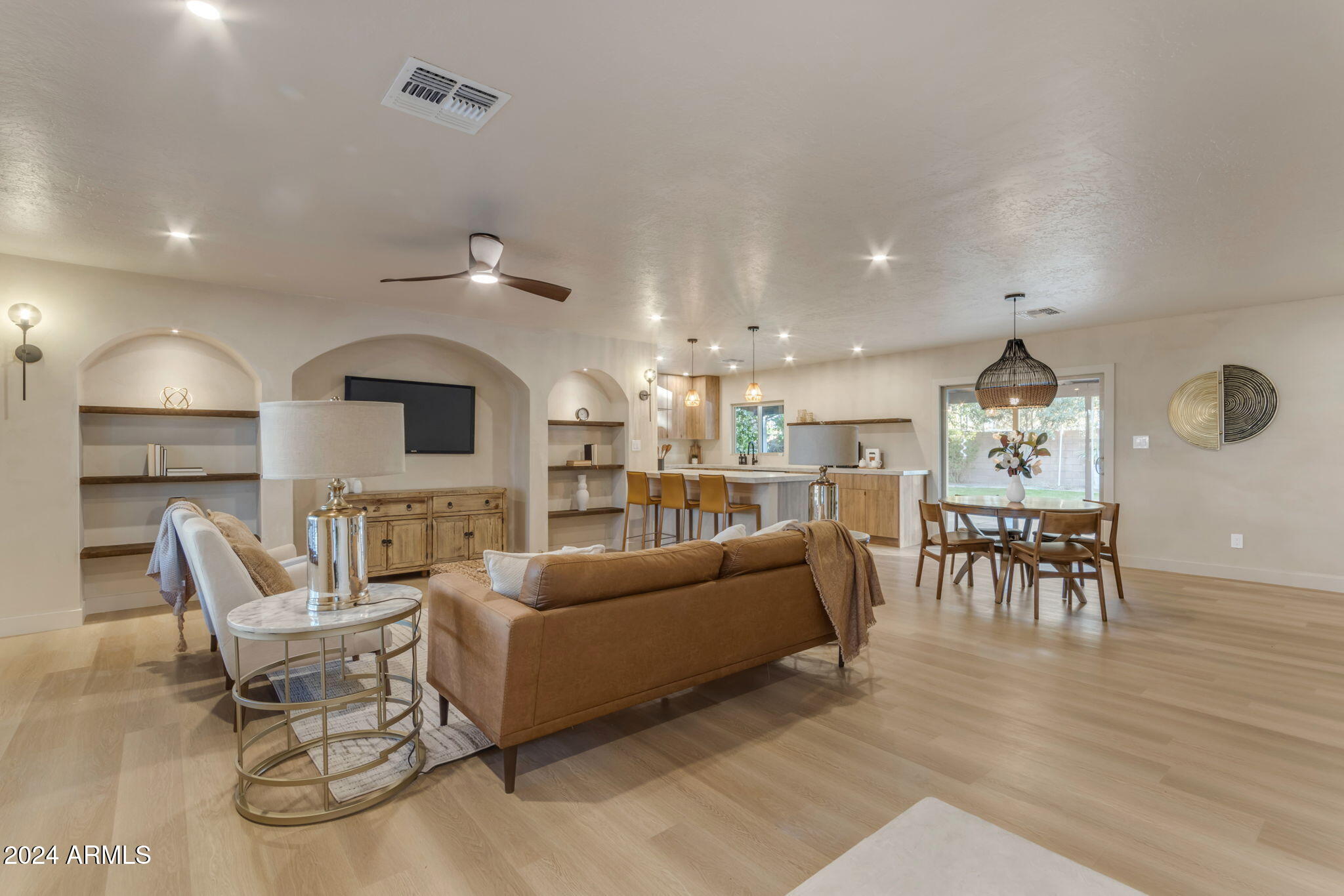 6439 E PRESIDIO Road