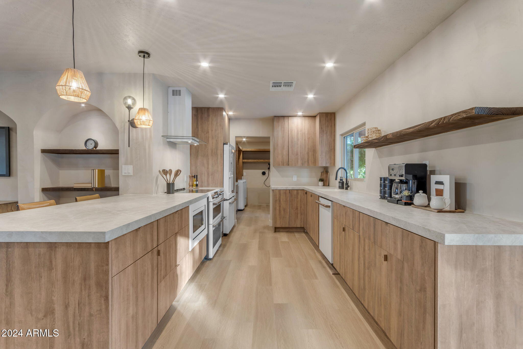 6439 E PRESIDIO Road