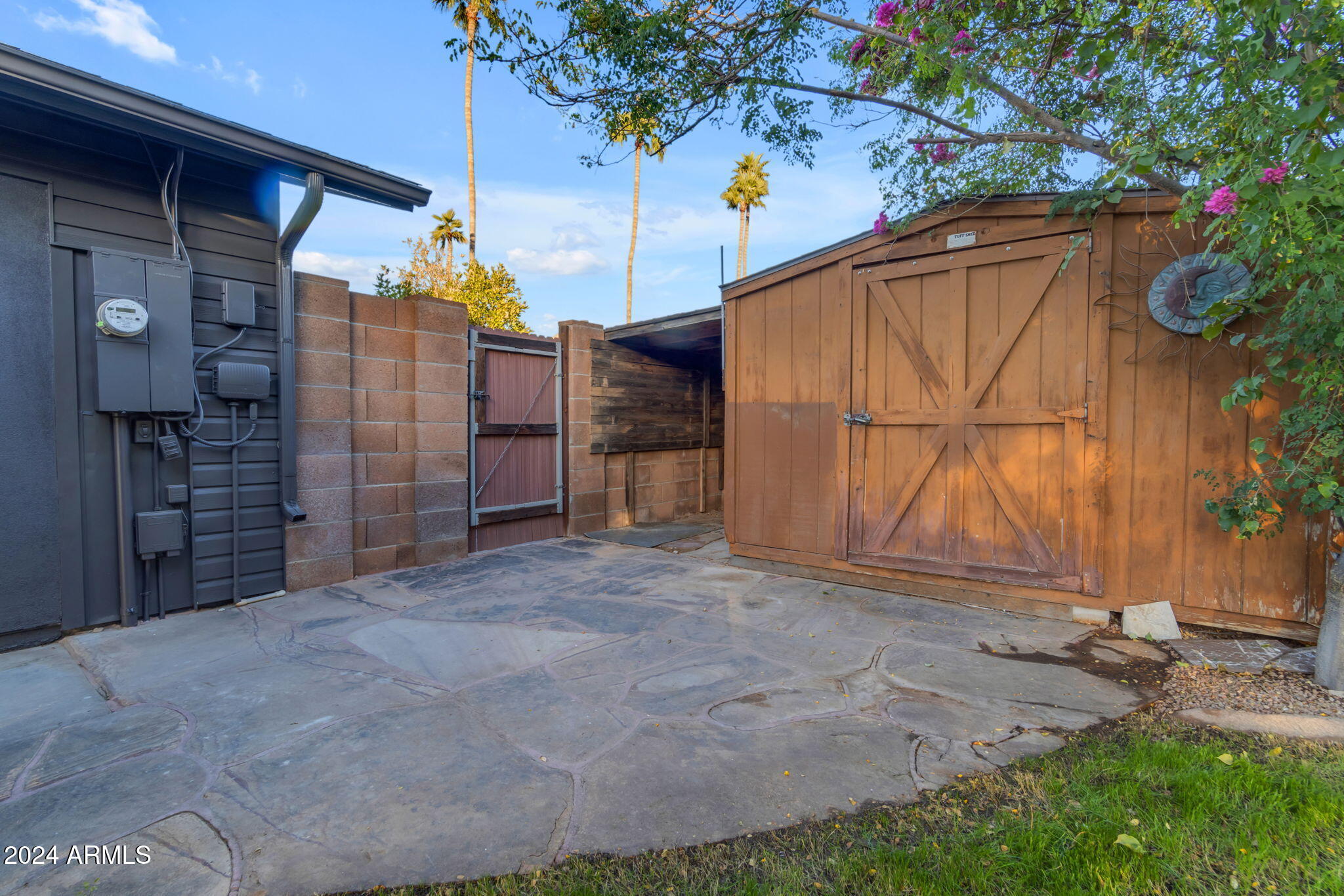 6439 E PRESIDIO Road