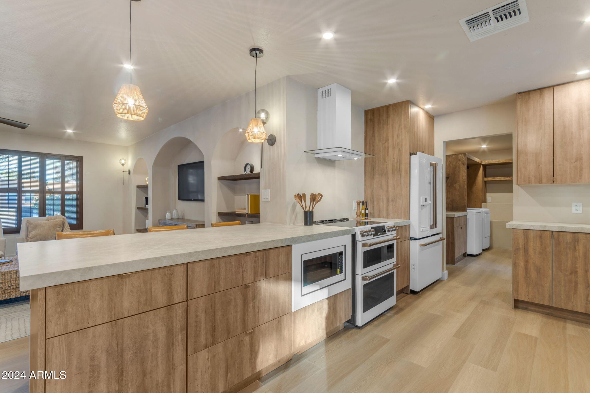 6439 E PRESIDIO Road