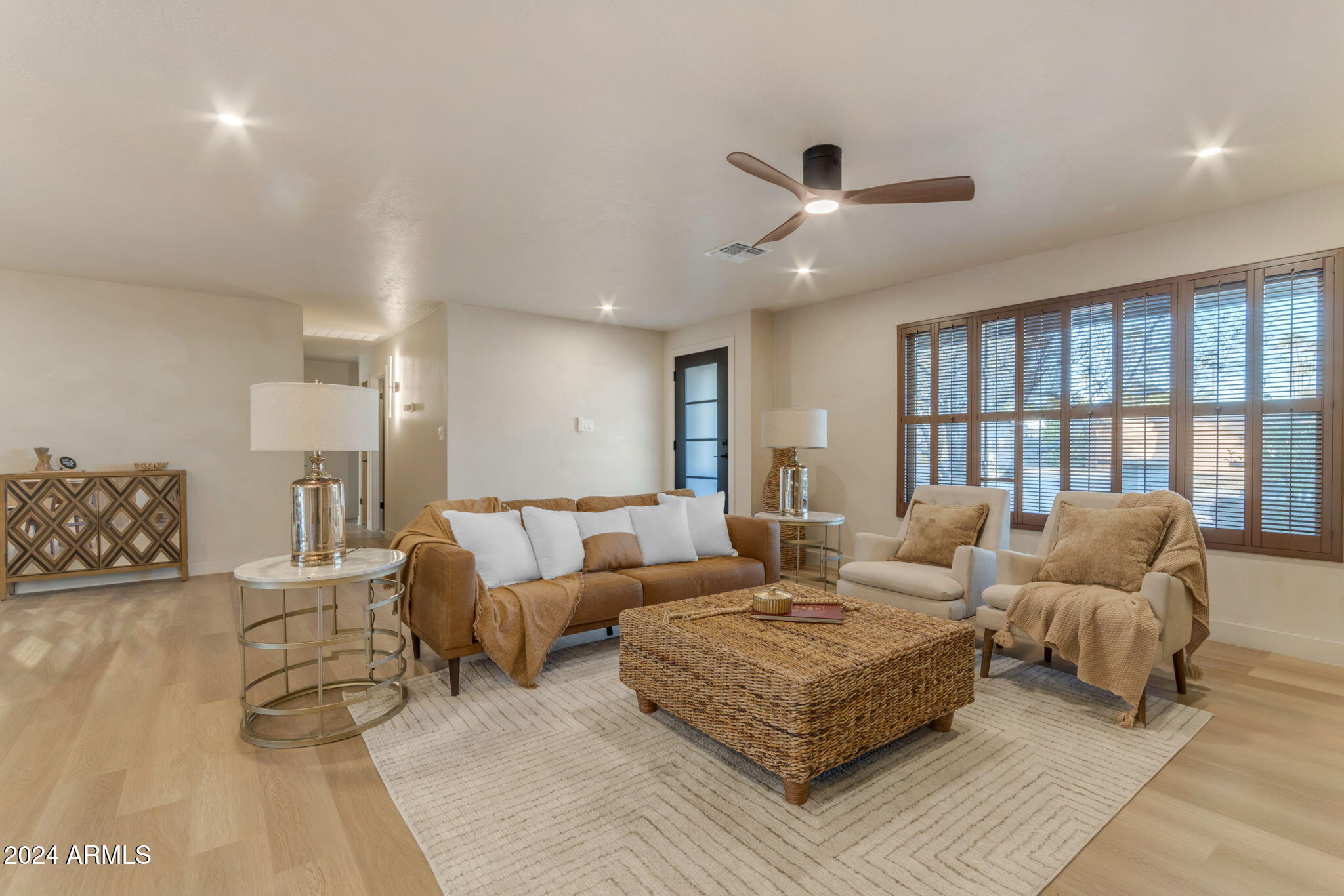 6439 E PRESIDIO Road