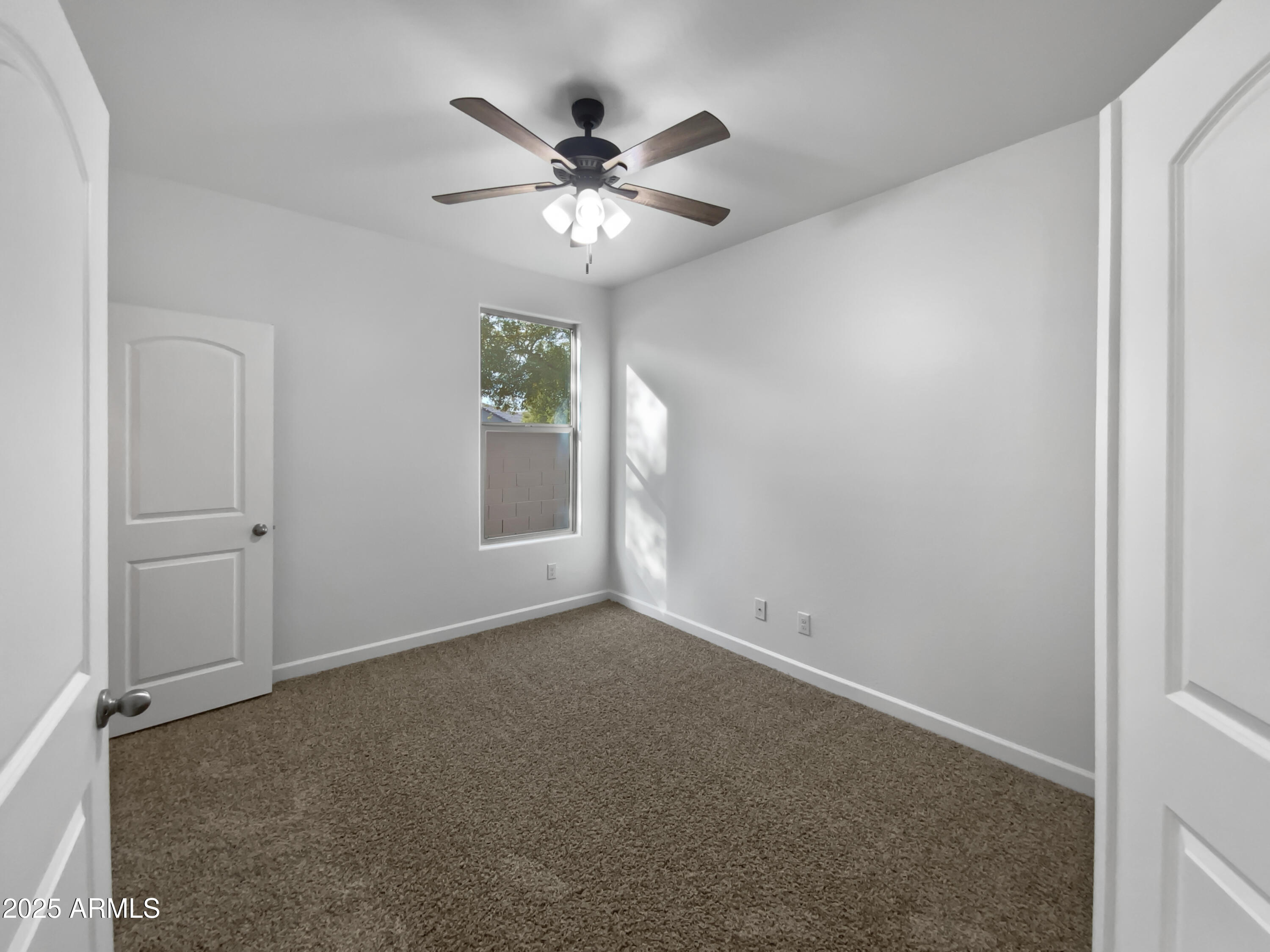 41096 W JENNA Lane
