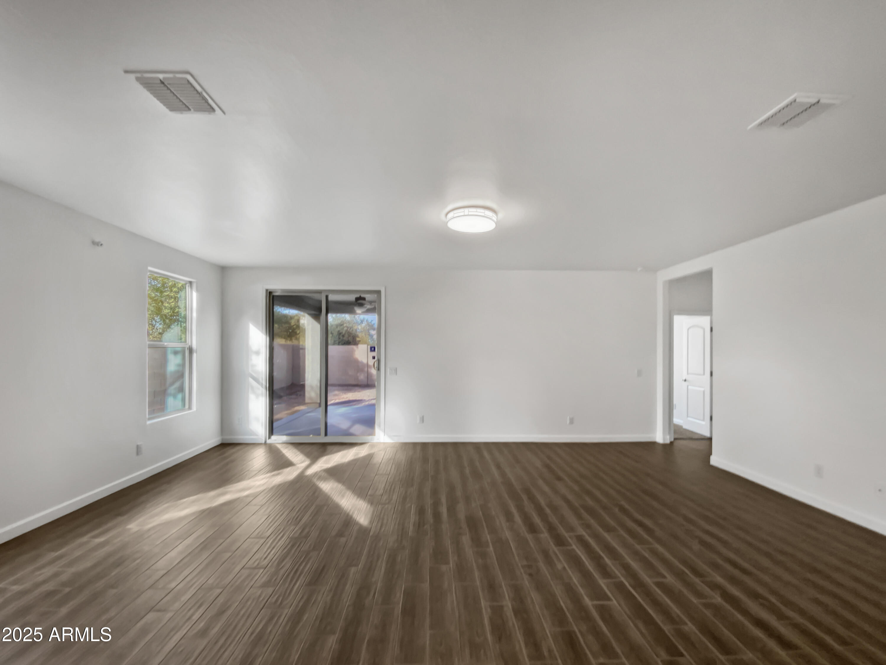 41096 W JENNA Lane