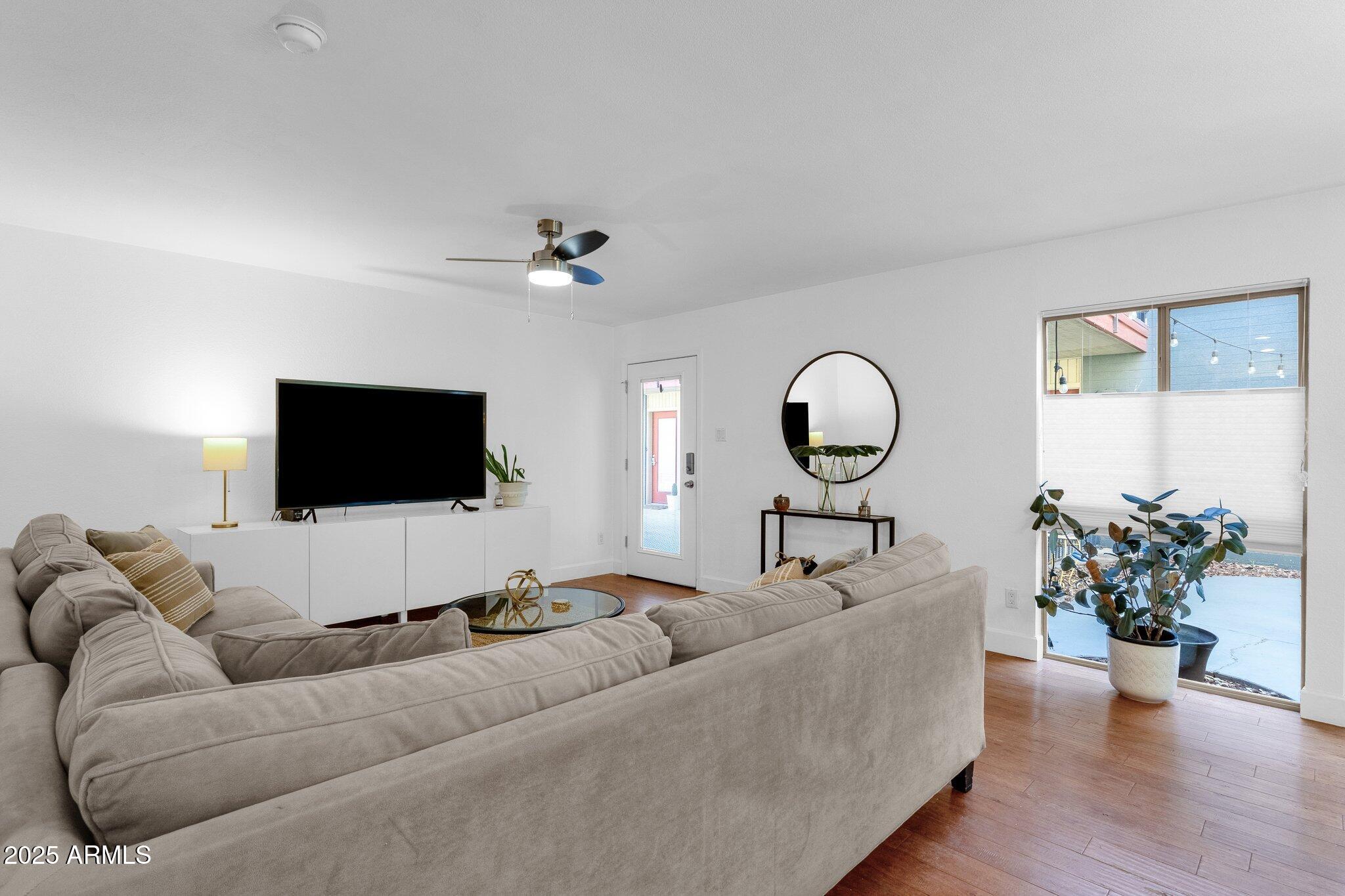 1241 E MEDLOCK Drive, 110