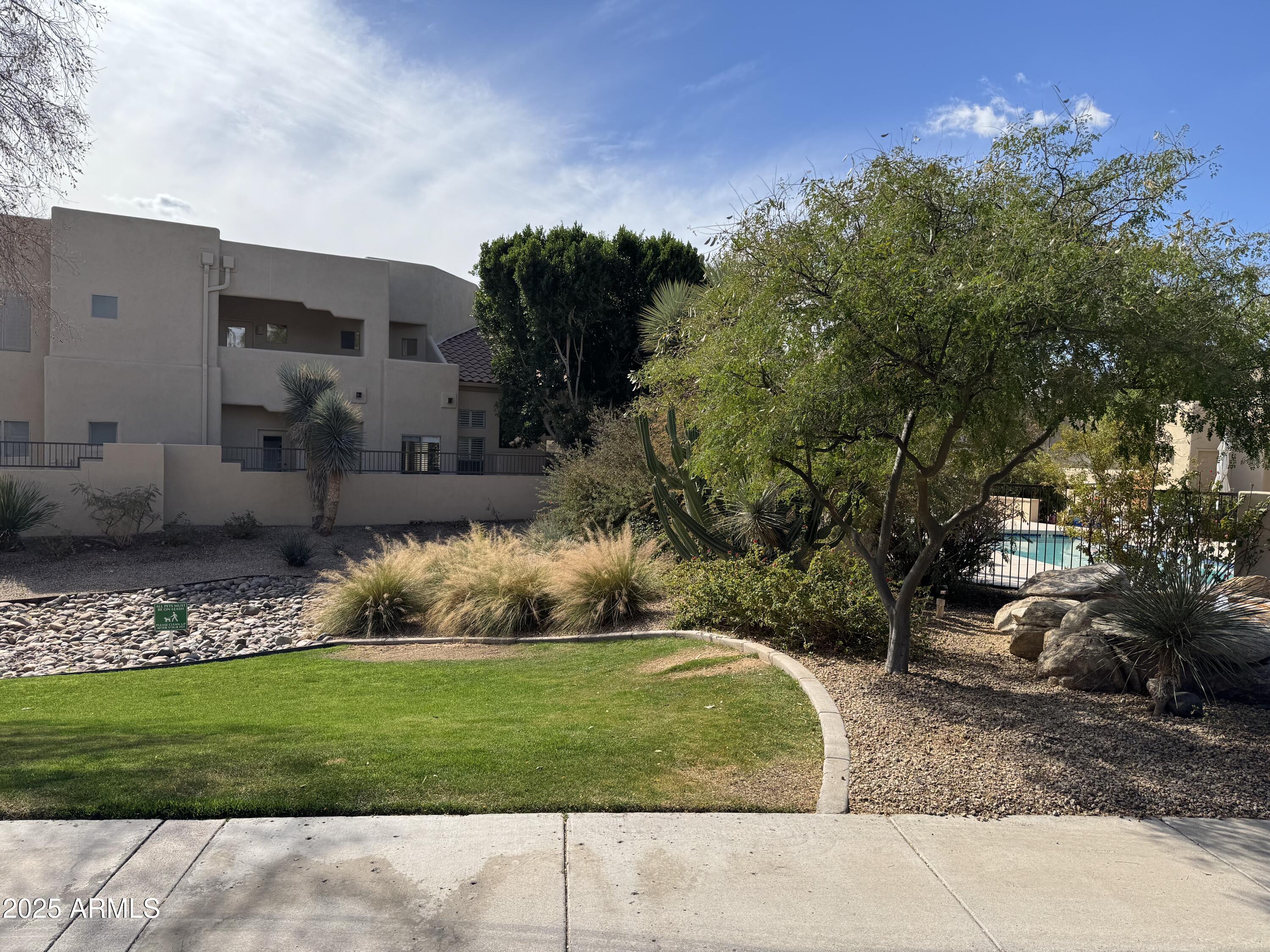 9065 E GARY Road, 124