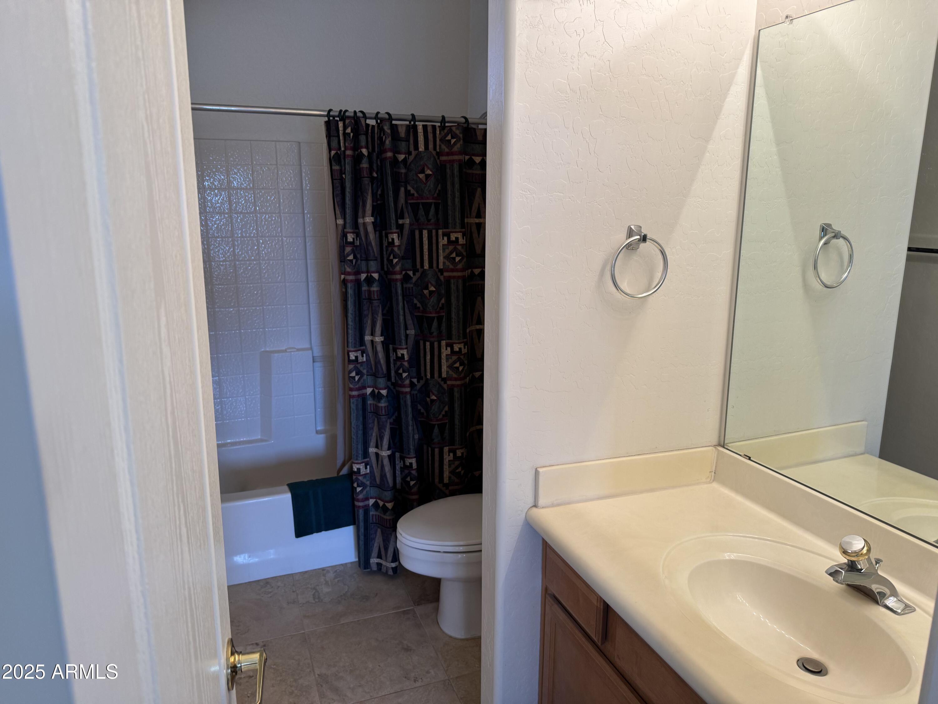 9065 E GARY Road, 124