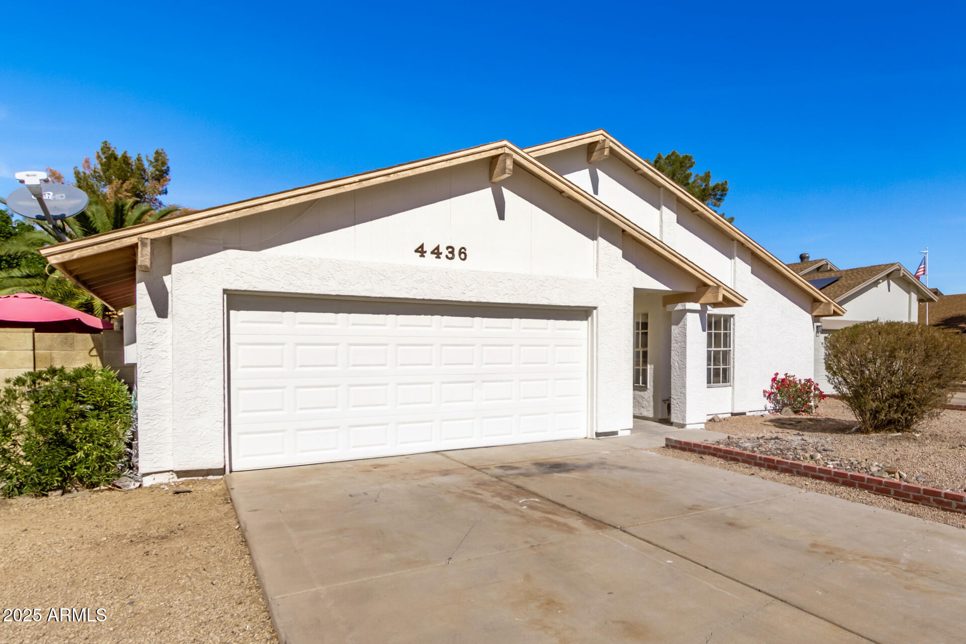 4436 W MORROW Drive