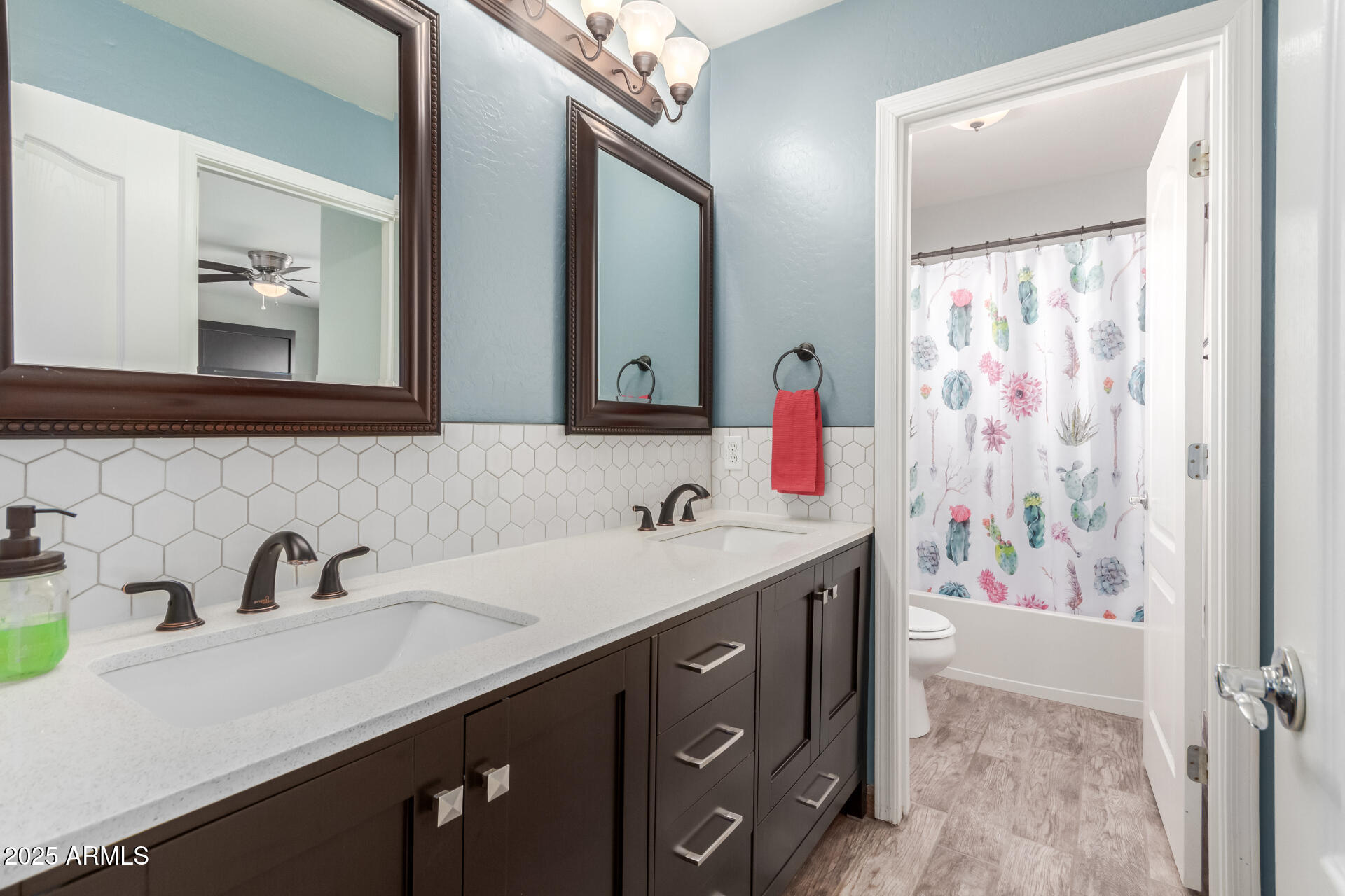 3285 E LAFAYETTE Avenue