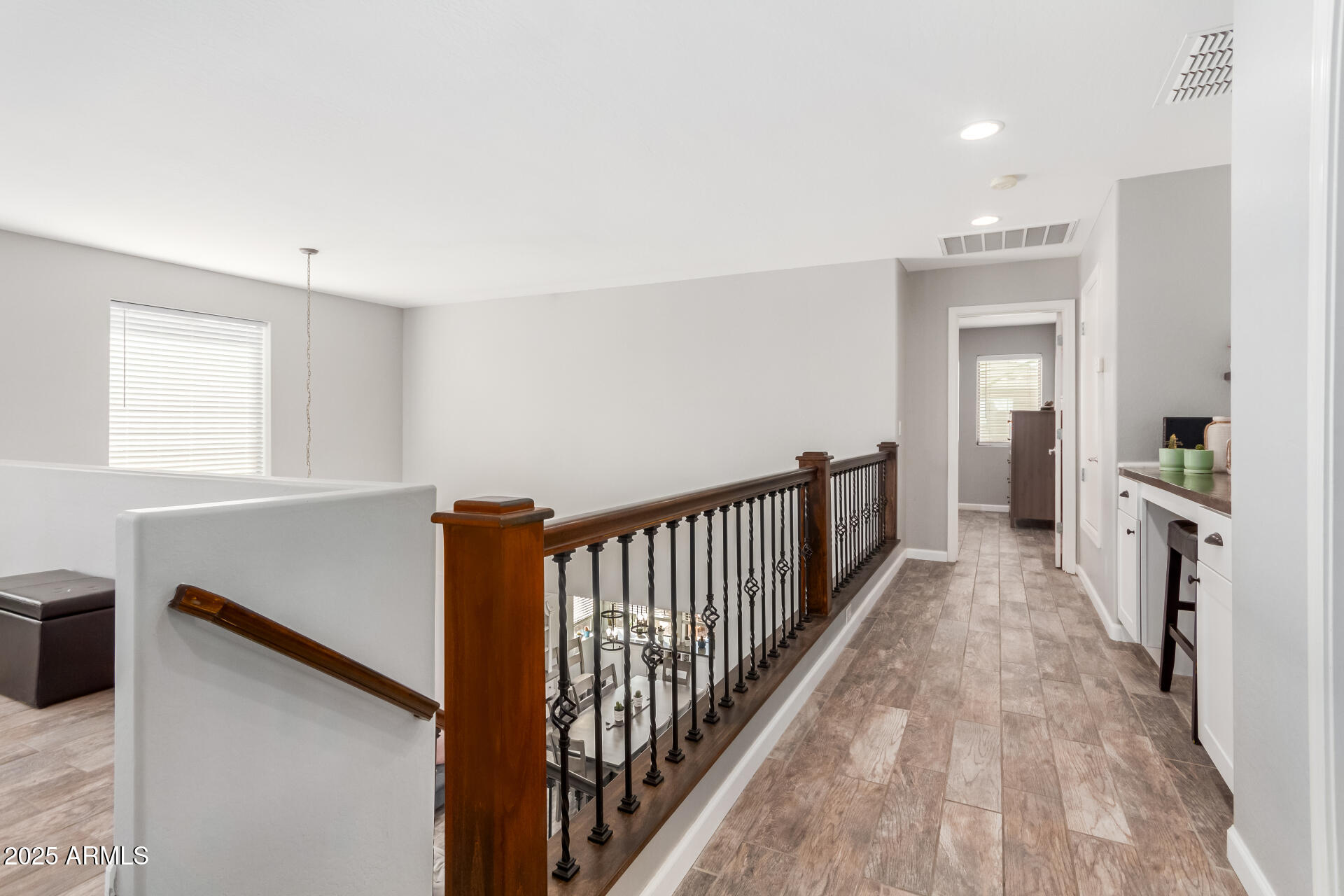 3285 E LAFAYETTE Avenue