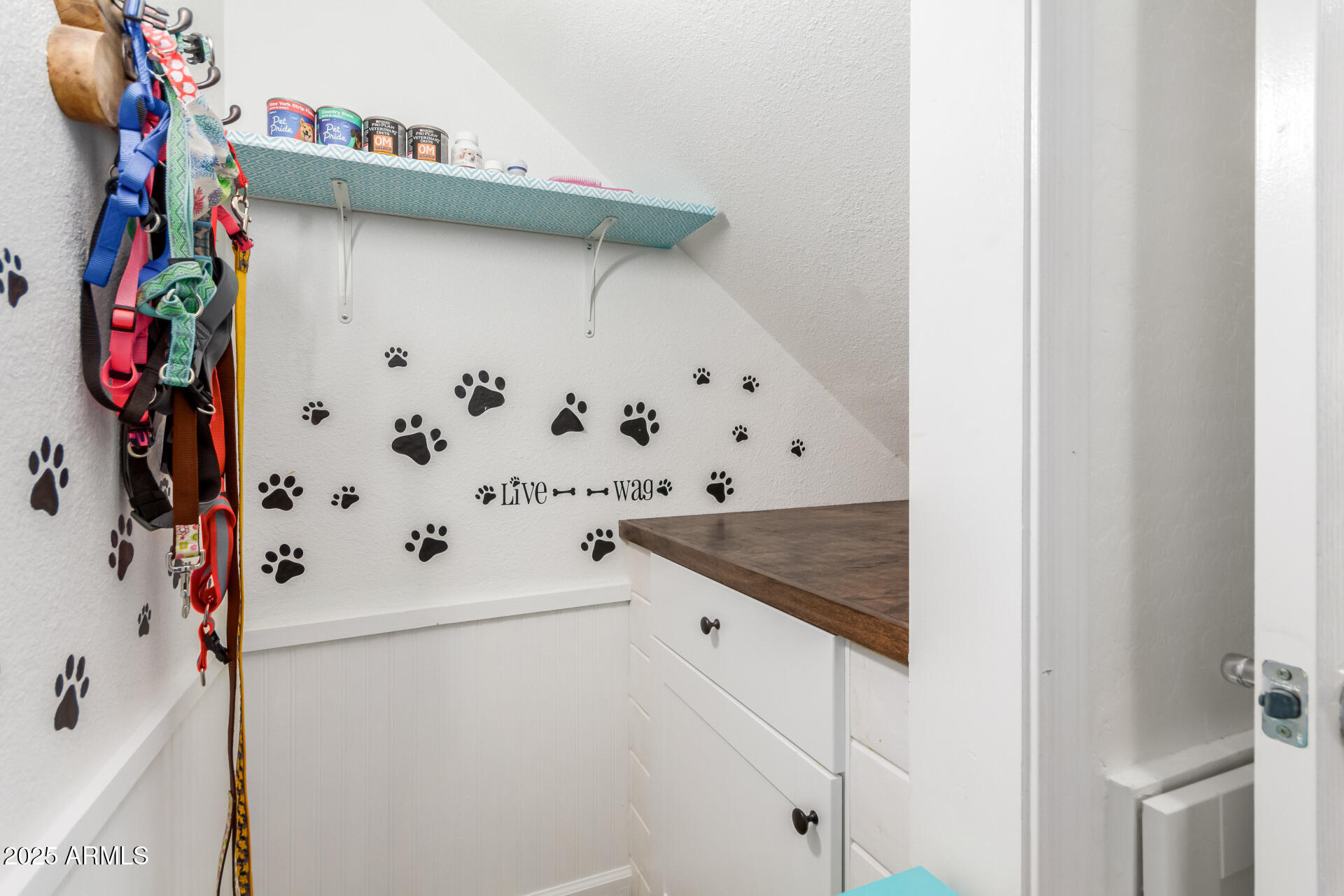 3285 E LAFAYETTE Avenue