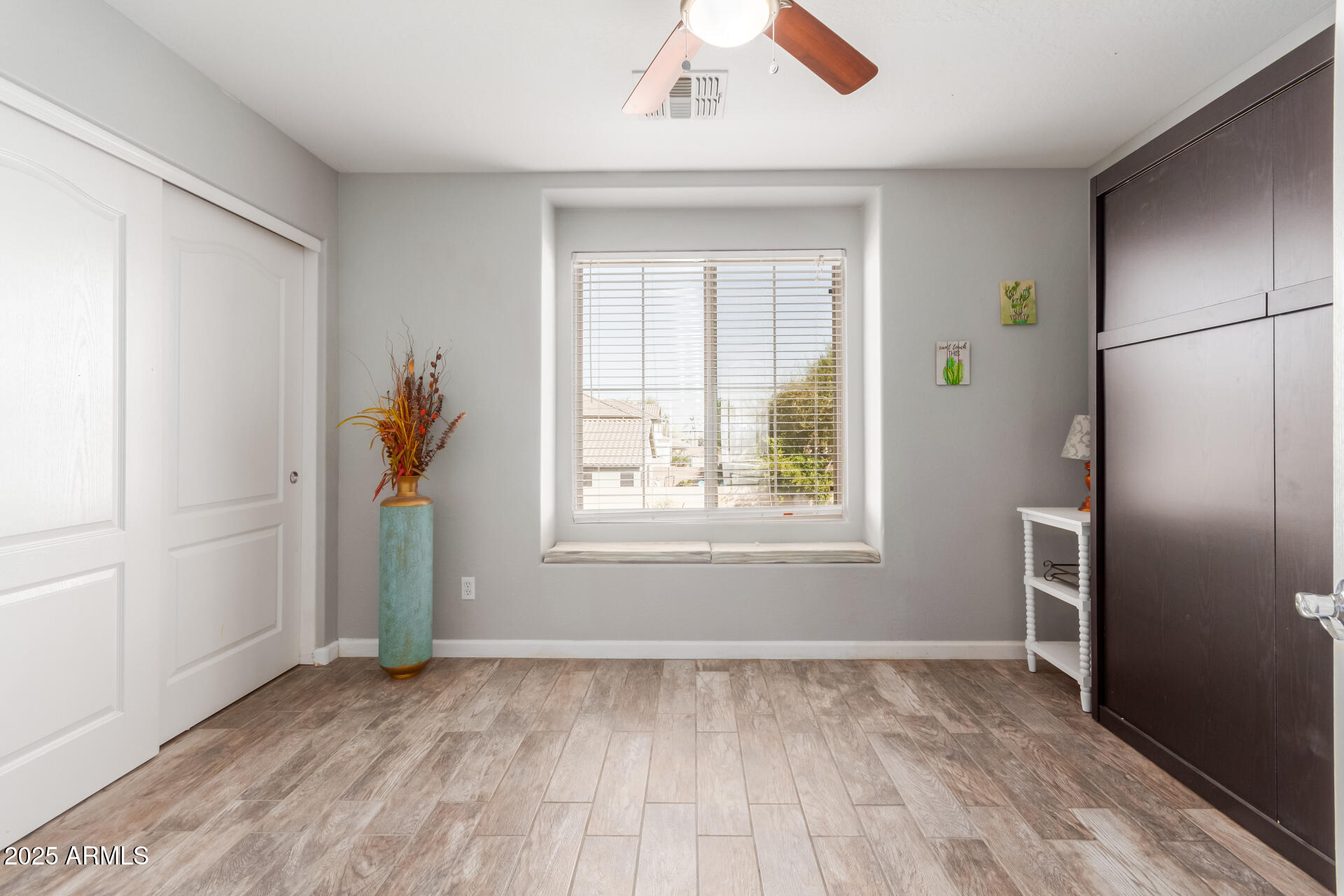 3285 E LAFAYETTE Avenue