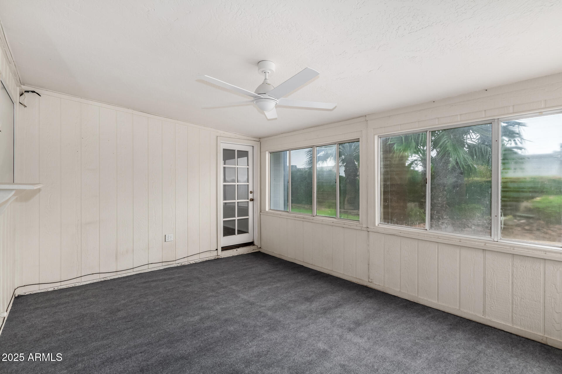 8027 E QUARTERLINE Road