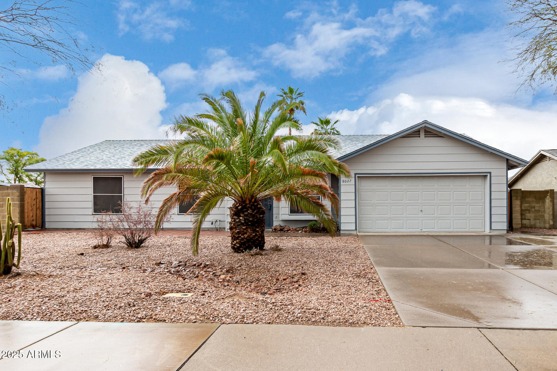 8027 E QUARTERLINE Road