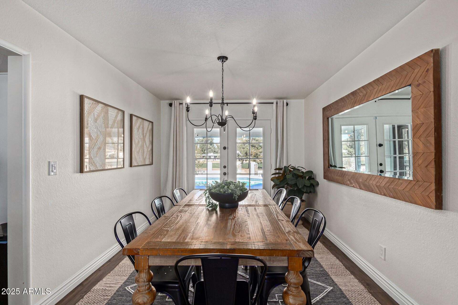 544 W THUNDERBIRD Road