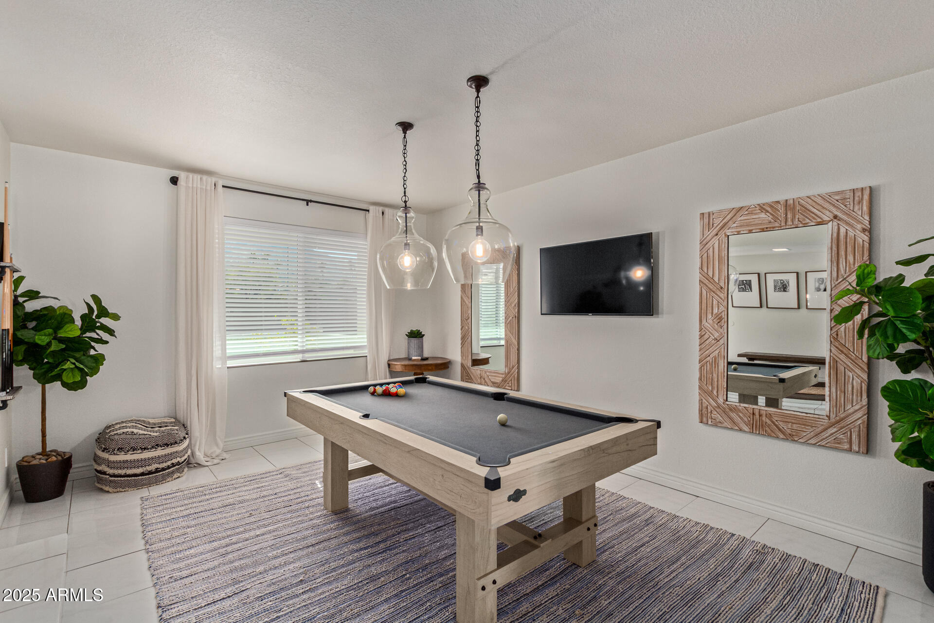 544 W THUNDERBIRD Road