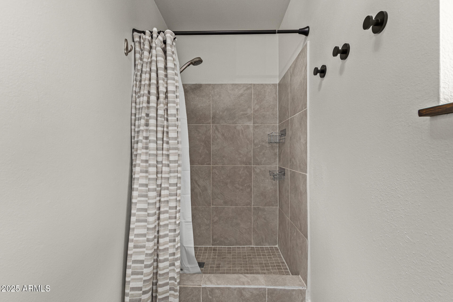 544 W THUNDERBIRD Road