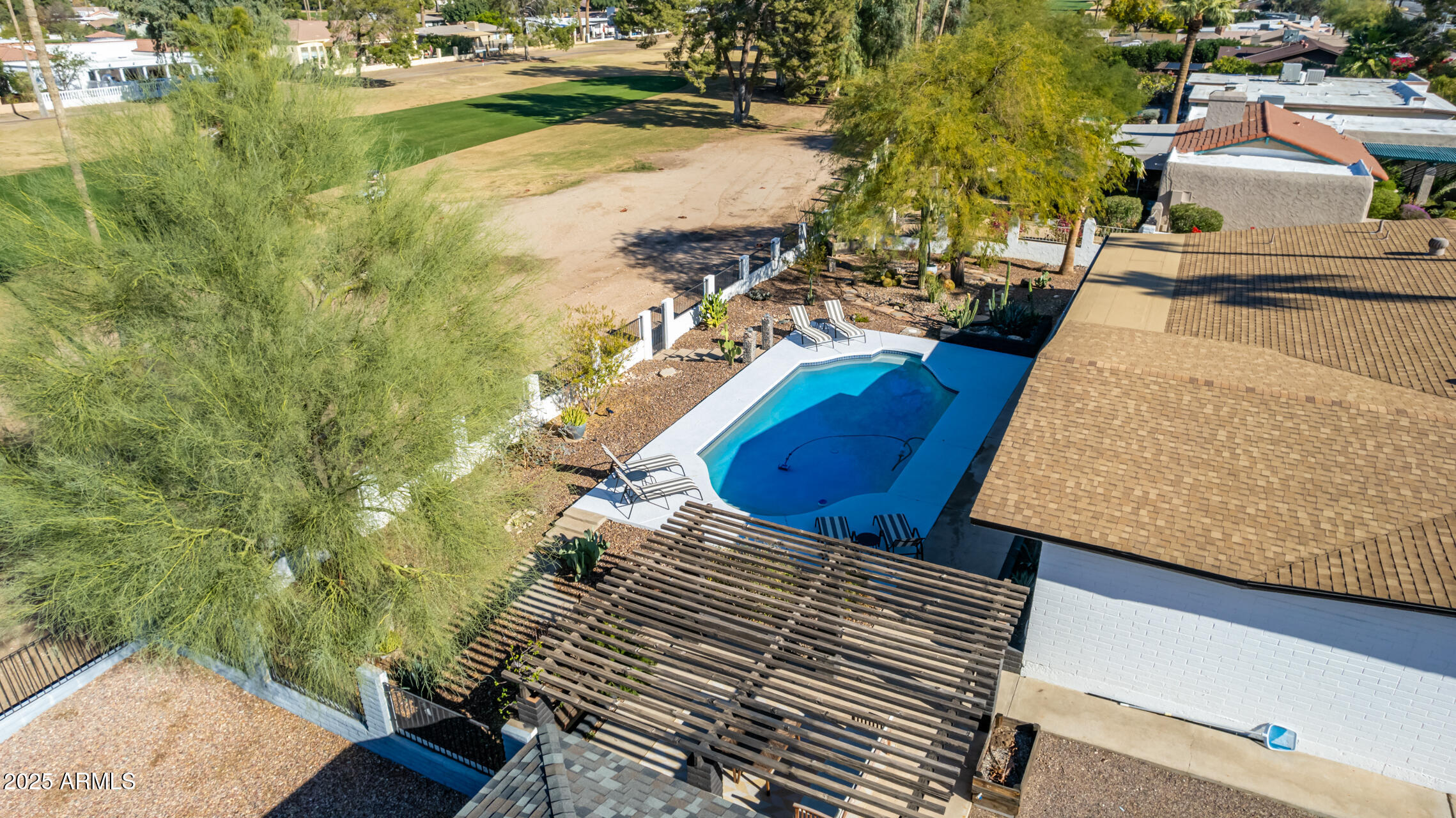 544 W THUNDERBIRD Road