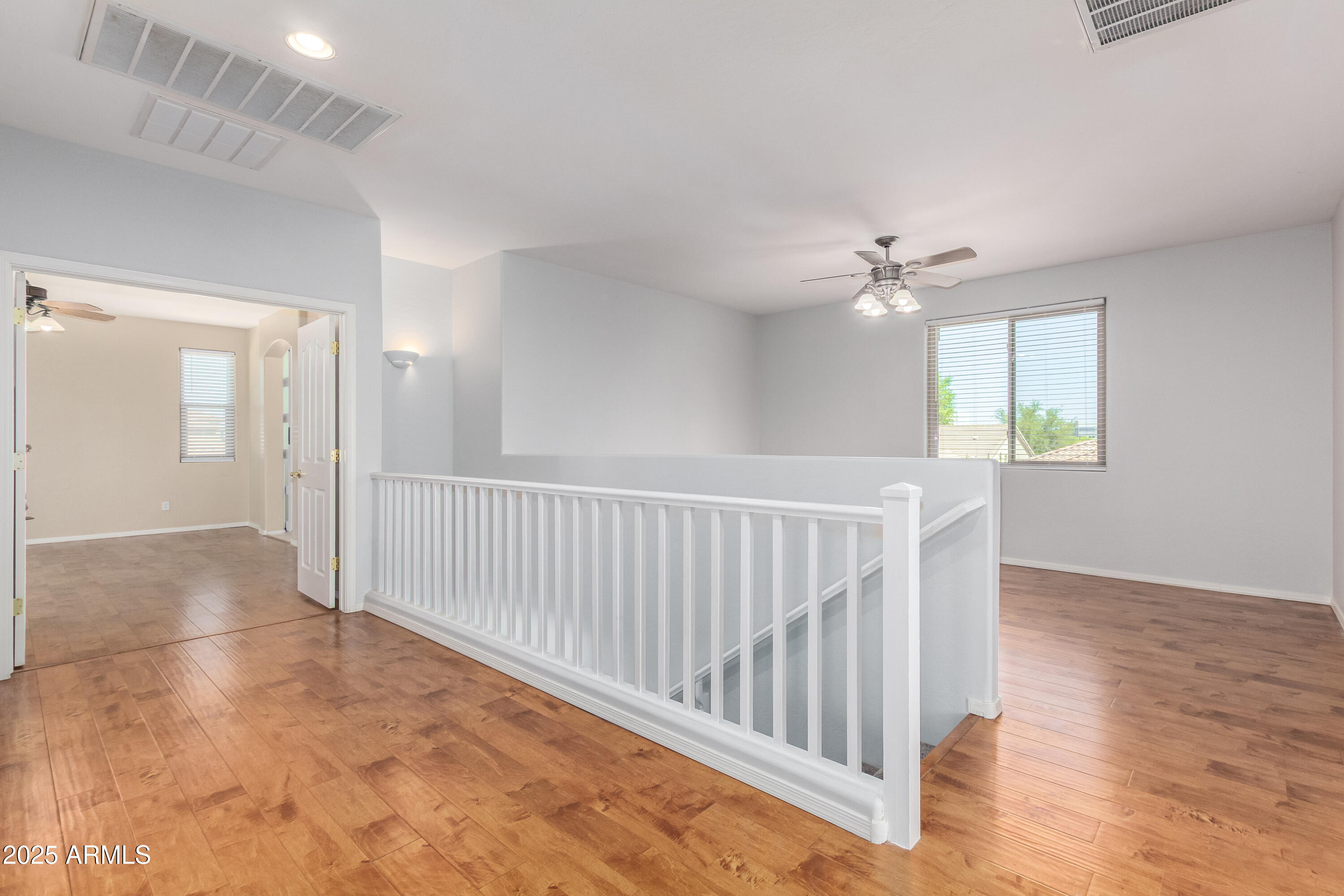 3437 E KINGBIRD Place