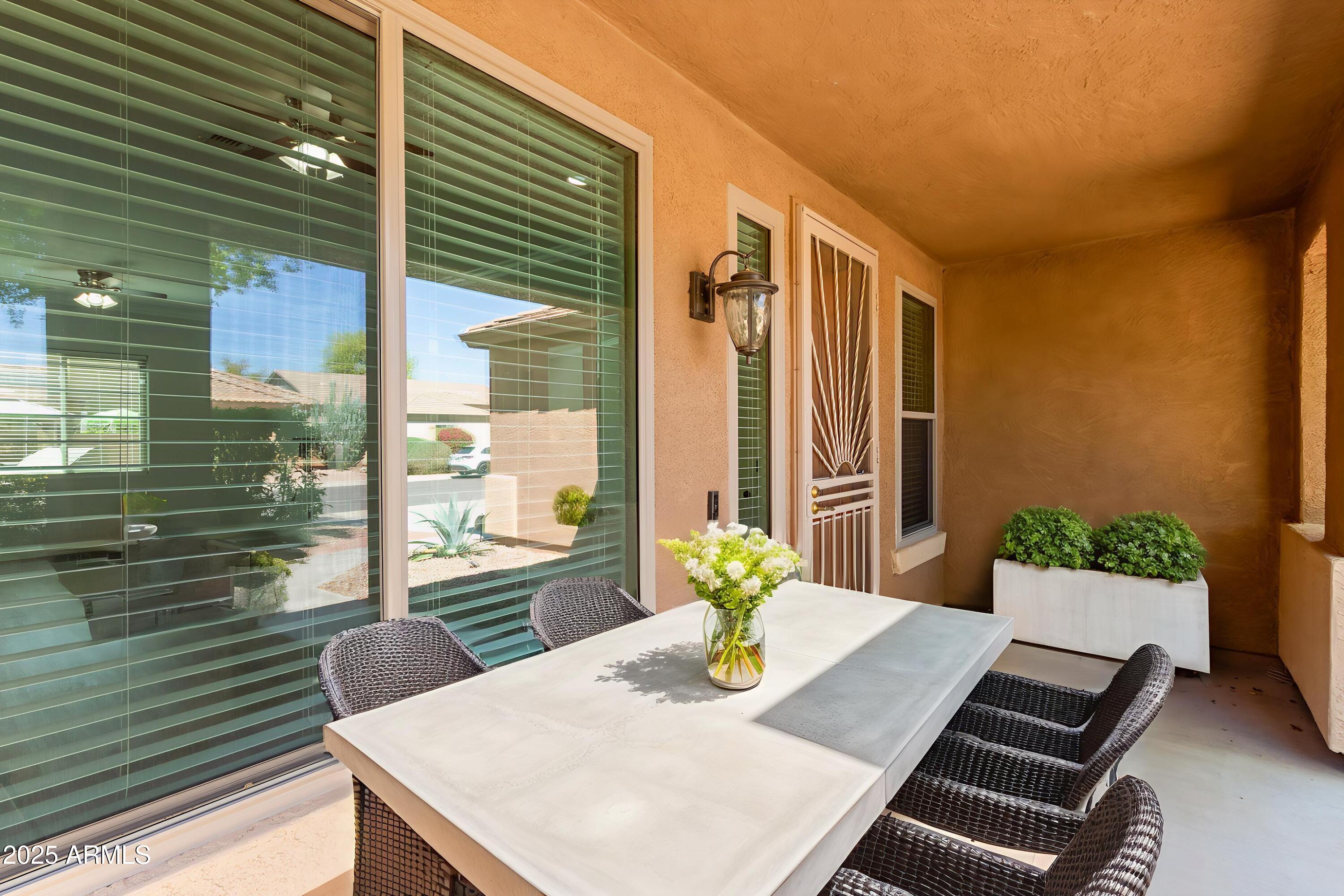 3437 E KINGBIRD Place