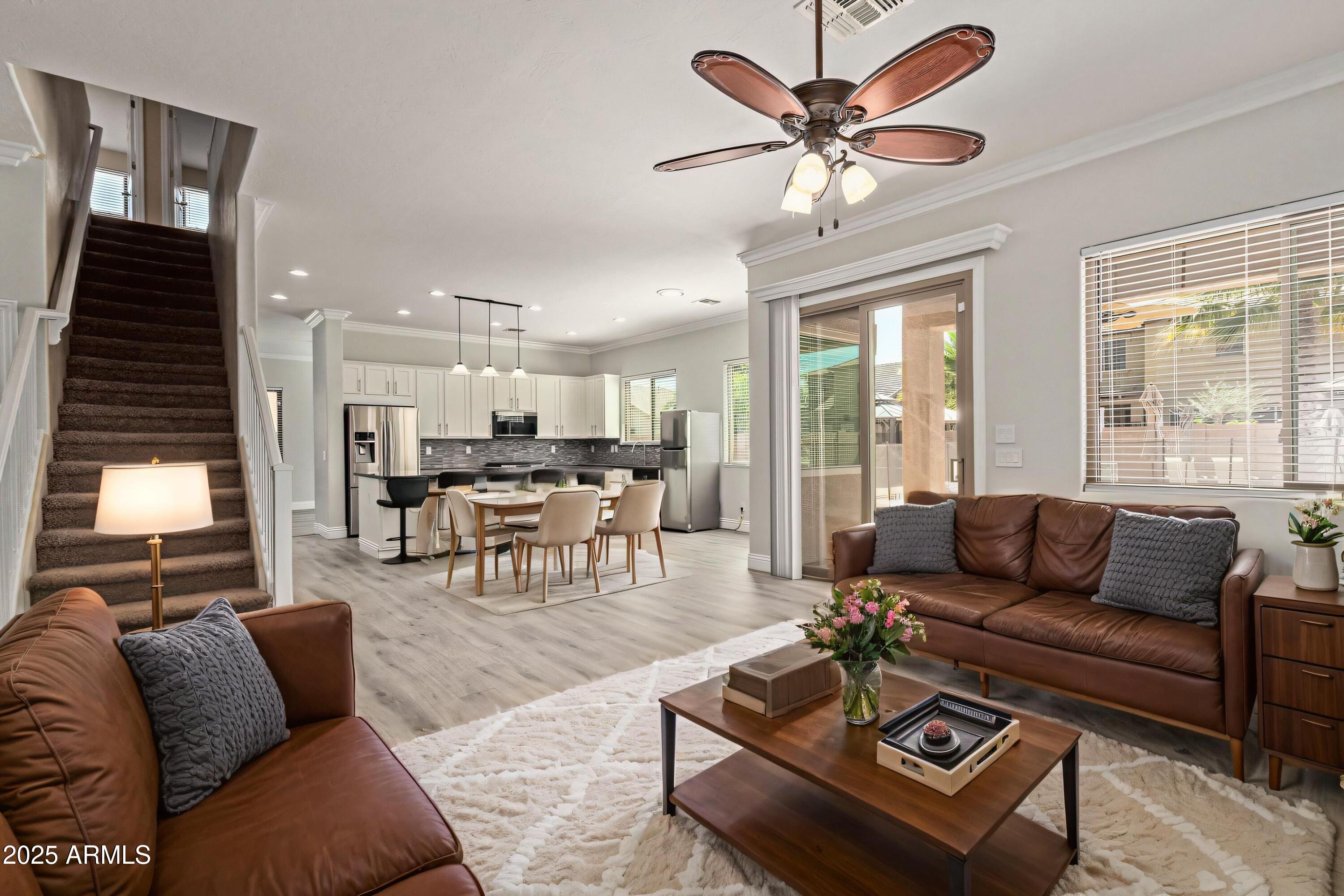 3437 E KINGBIRD Place