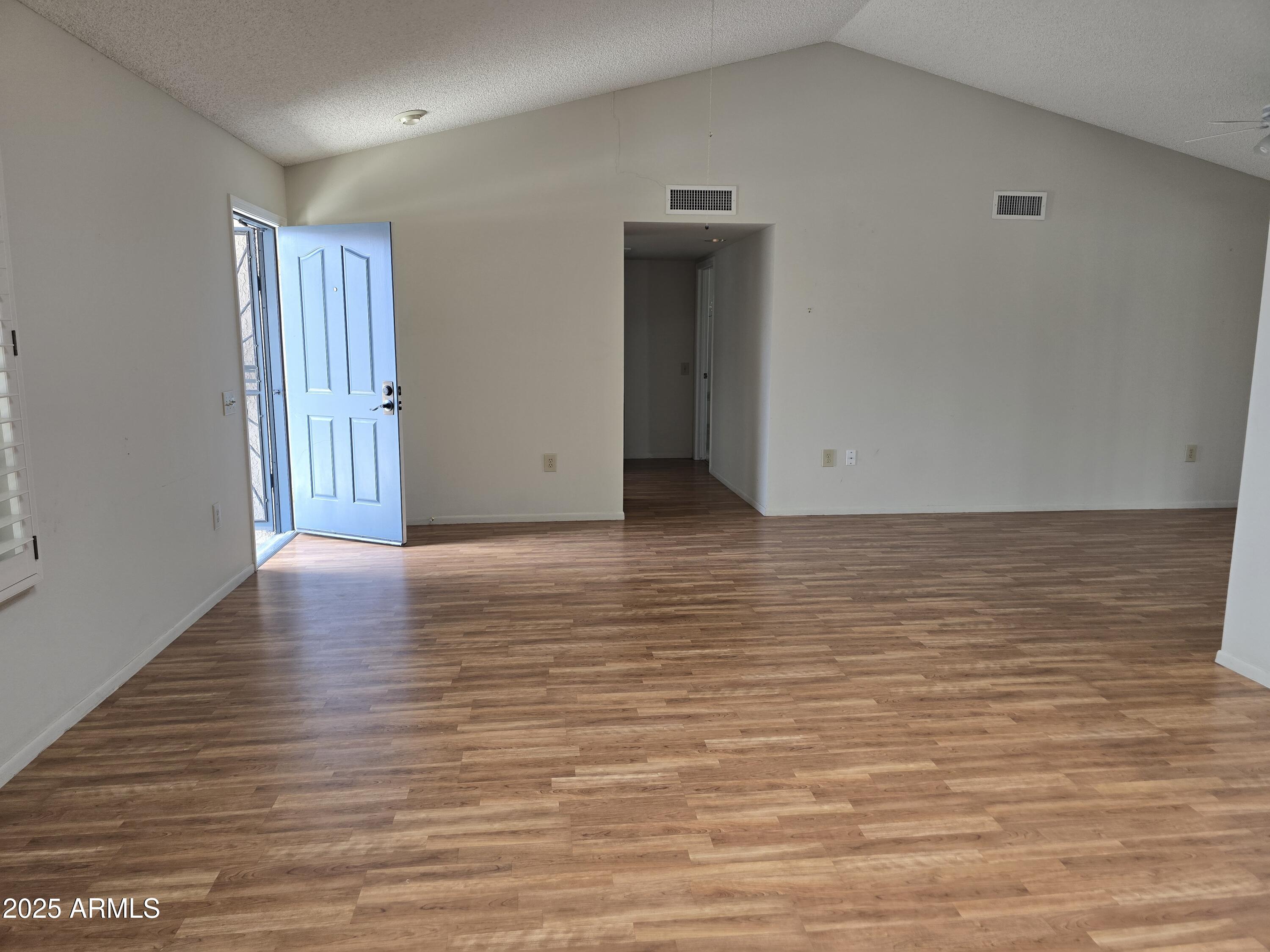 14422 W RAVENSWOOD Drive