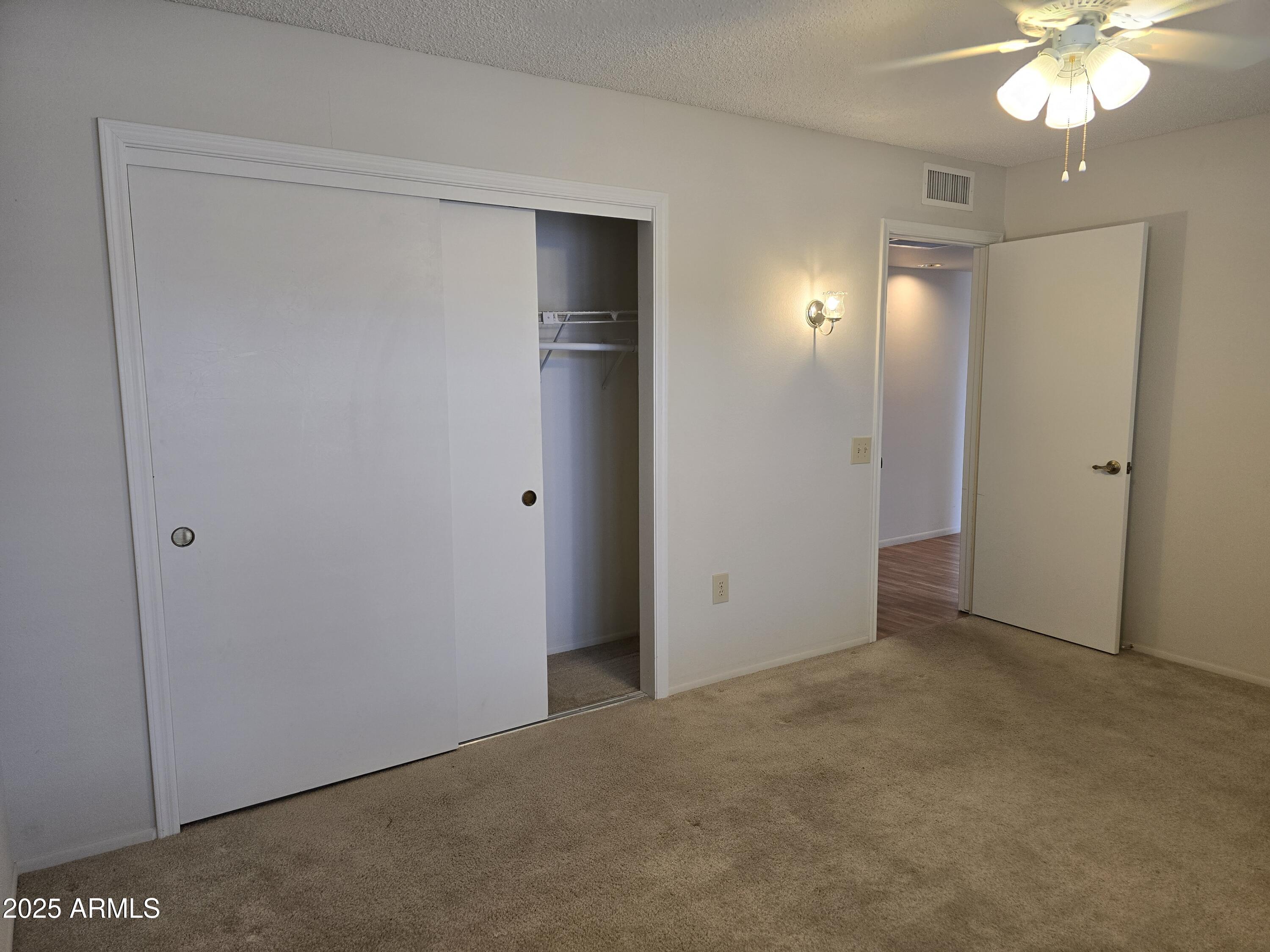 14422 W RAVENSWOOD Drive