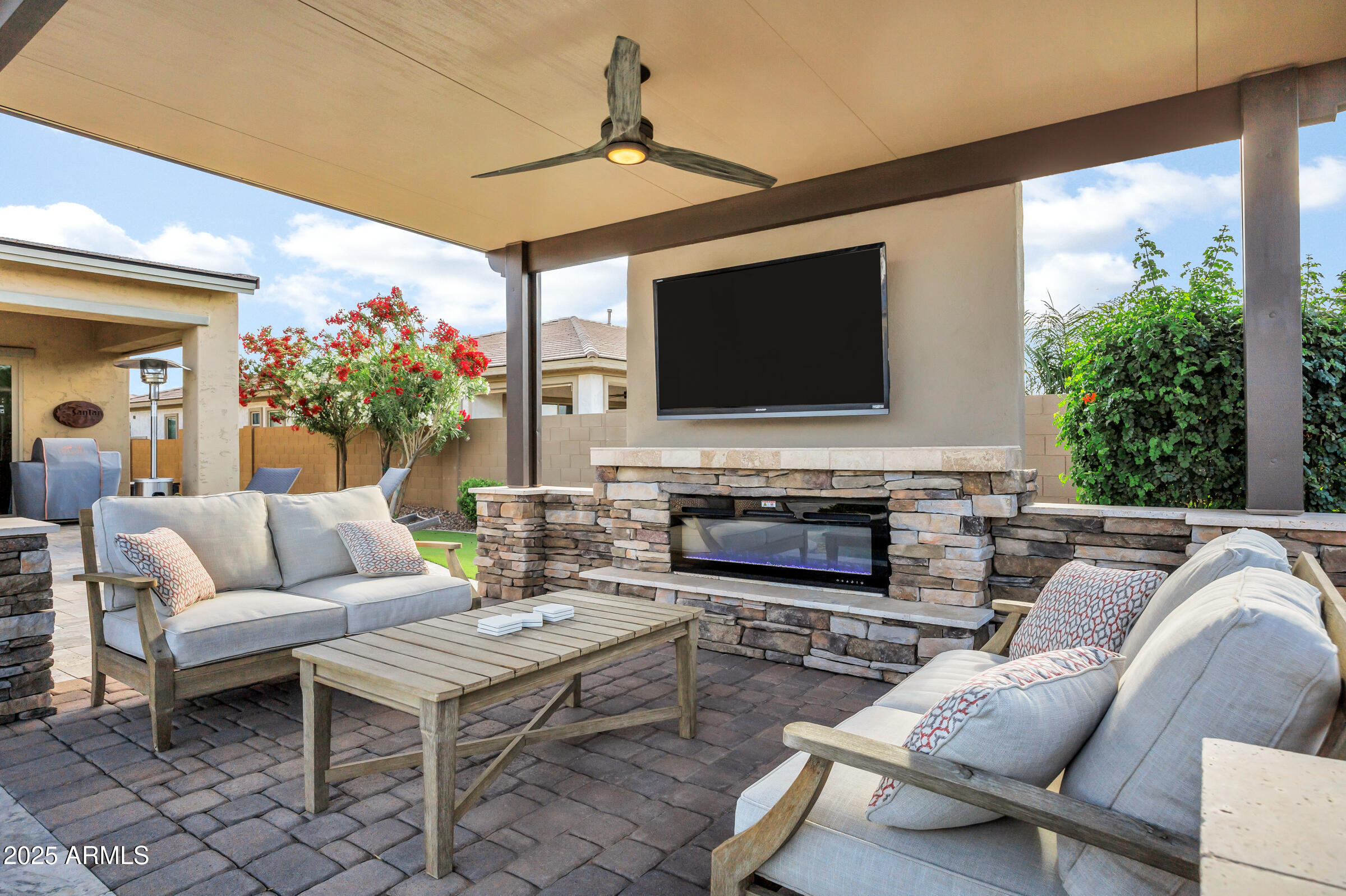 10544 E THATCHER Avenue