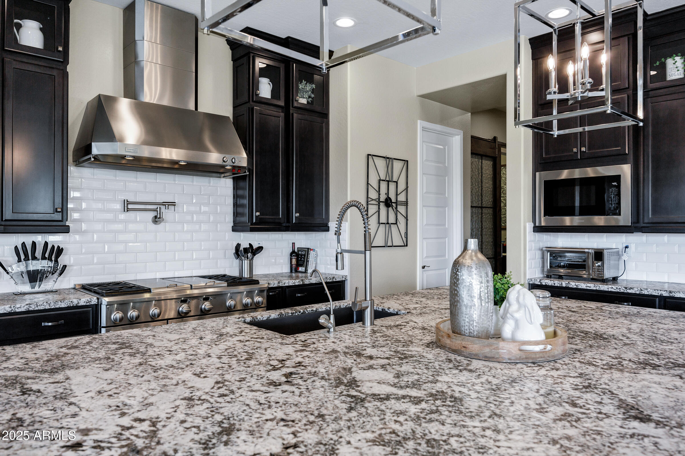 10544 E THATCHER Avenue