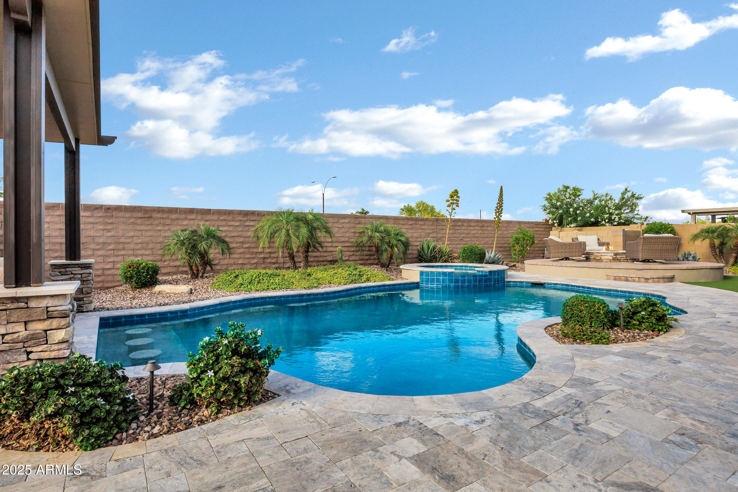 10544 E THATCHER Avenue