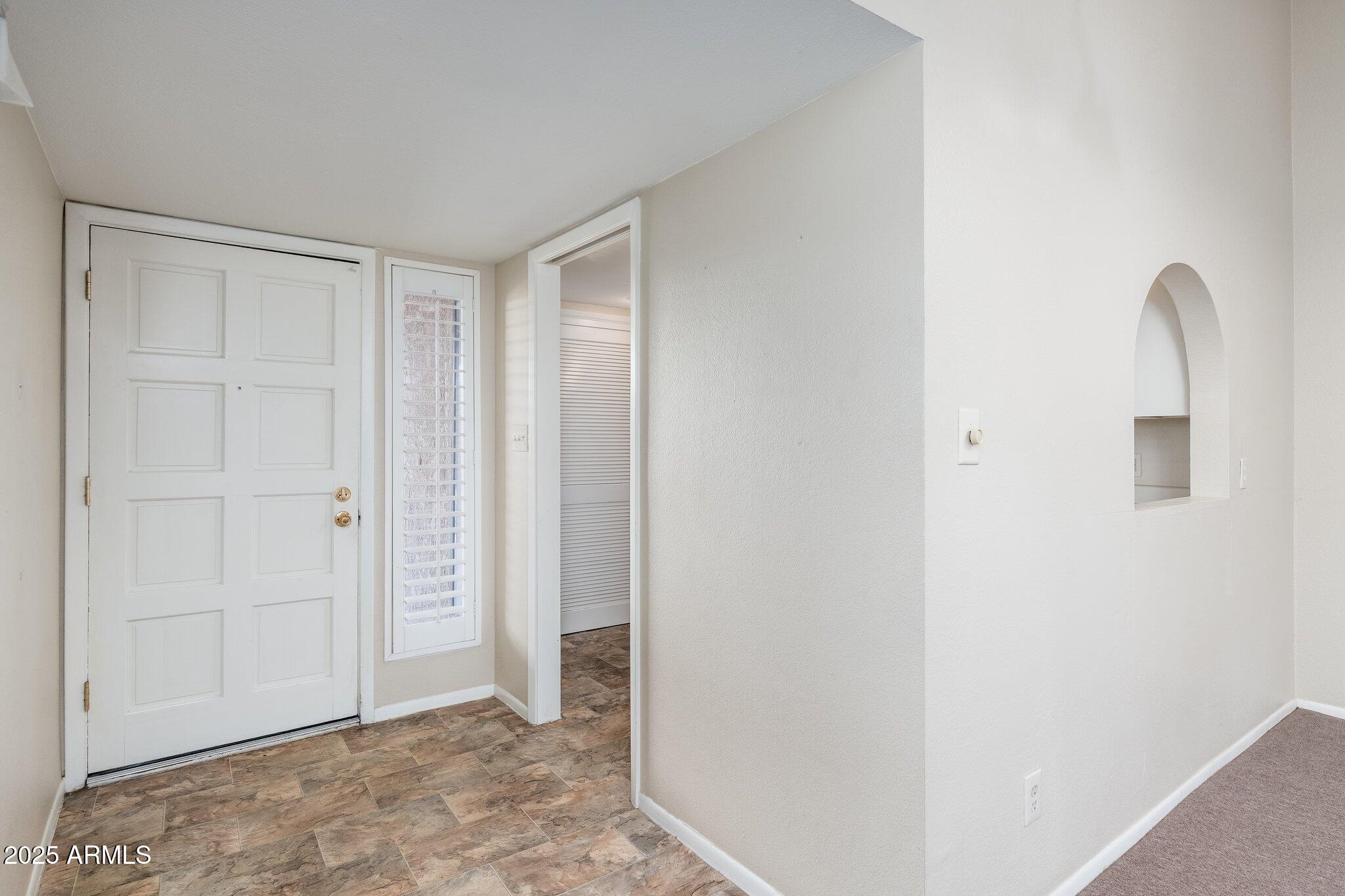 1217 N MILLER Road, 23