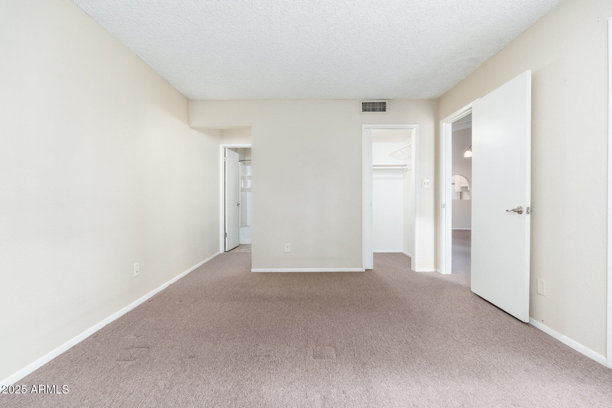 1217 N MILLER Road, 23
