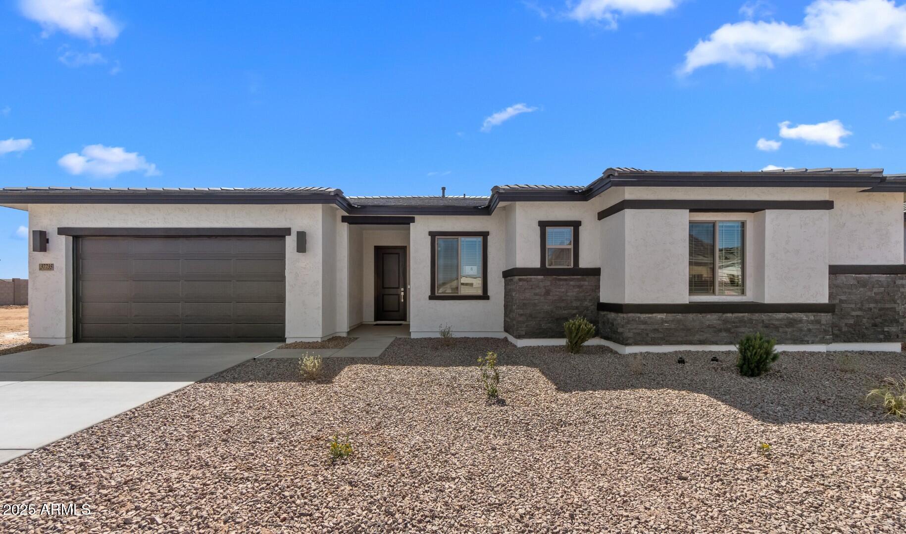 37735 W Santa Maria Street