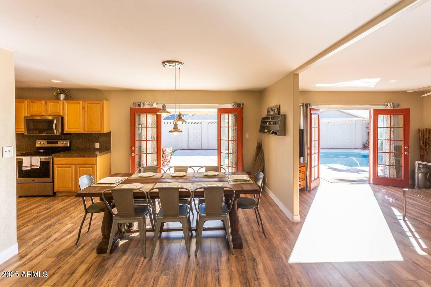 8447 E SHERIDAN Street