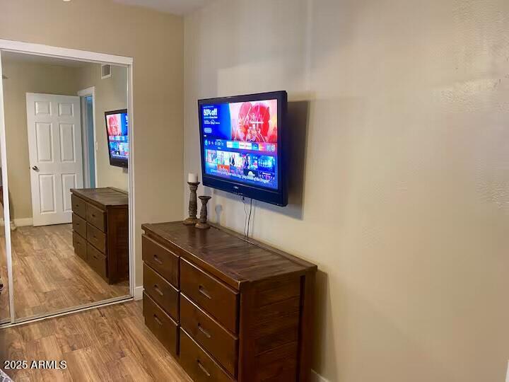 8447 E SHERIDAN Street