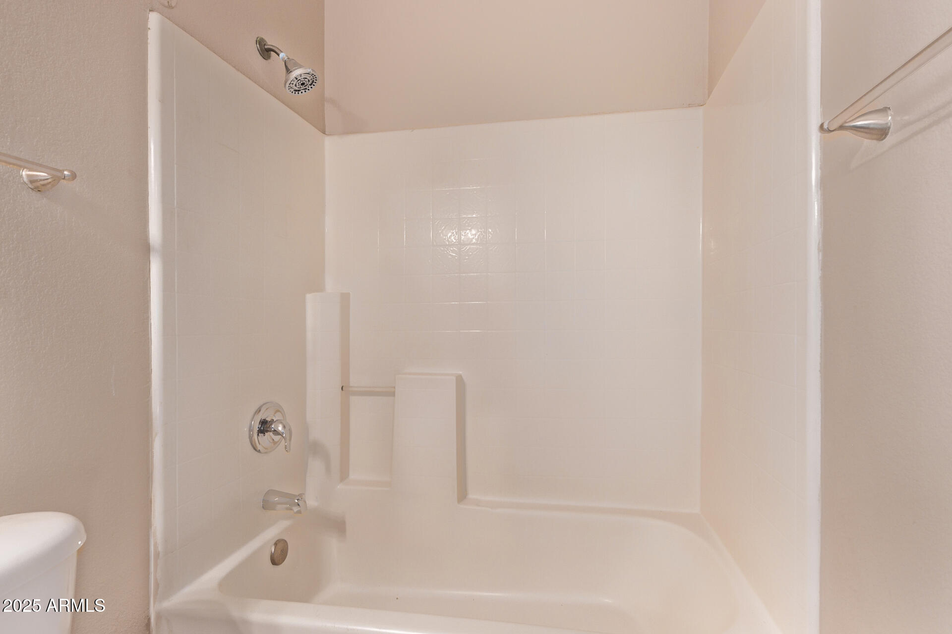 3434 E BASELINE Road, 214