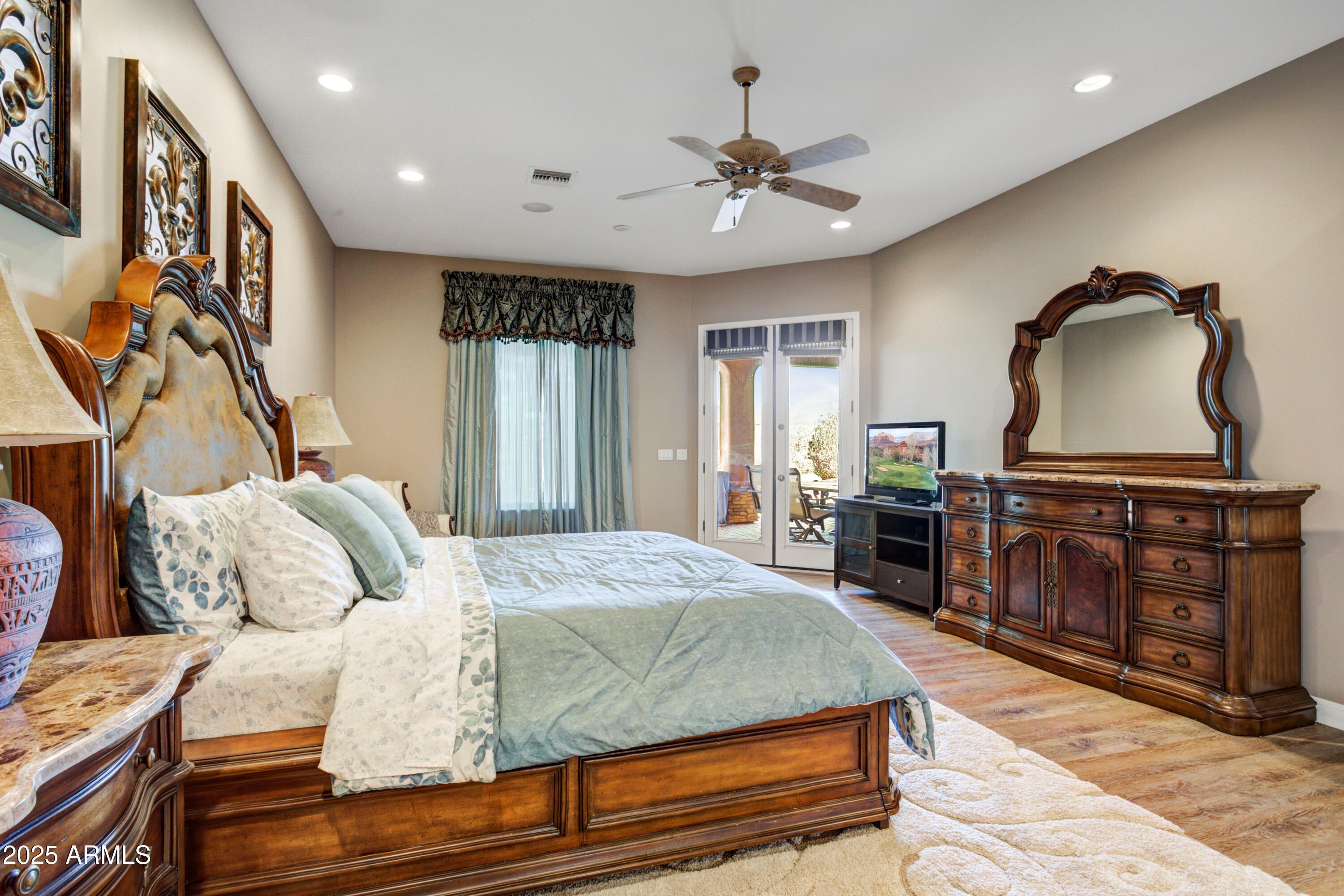 21384 E EXCELSIOR Avenue