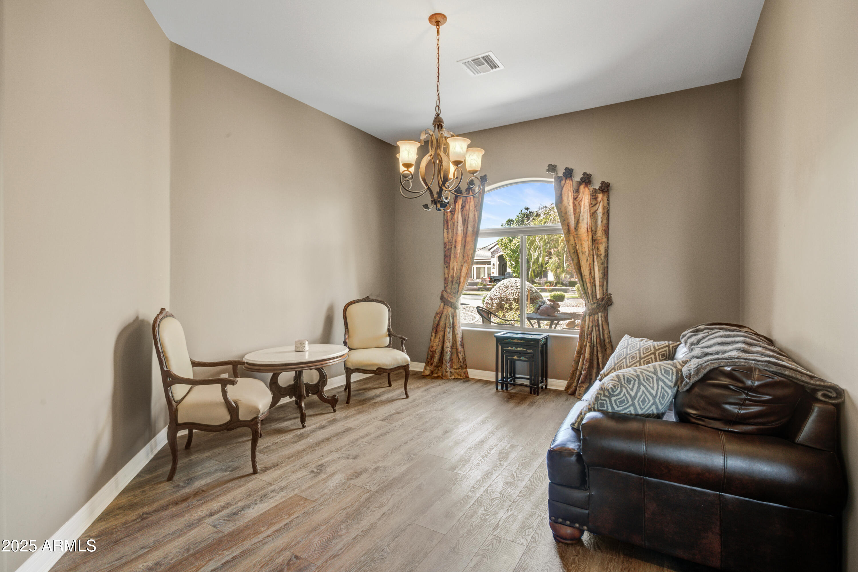 21384 E EXCELSIOR Avenue